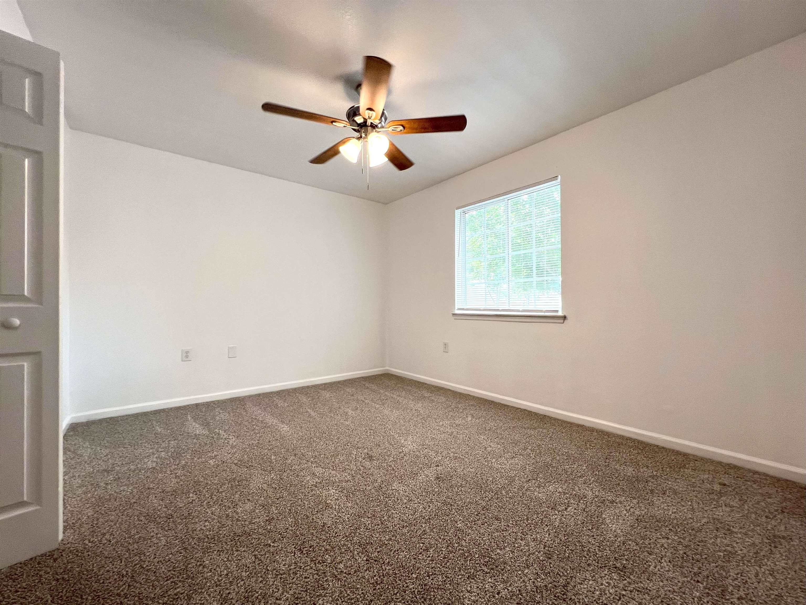 2738 W Tharpe Street Unit: 902