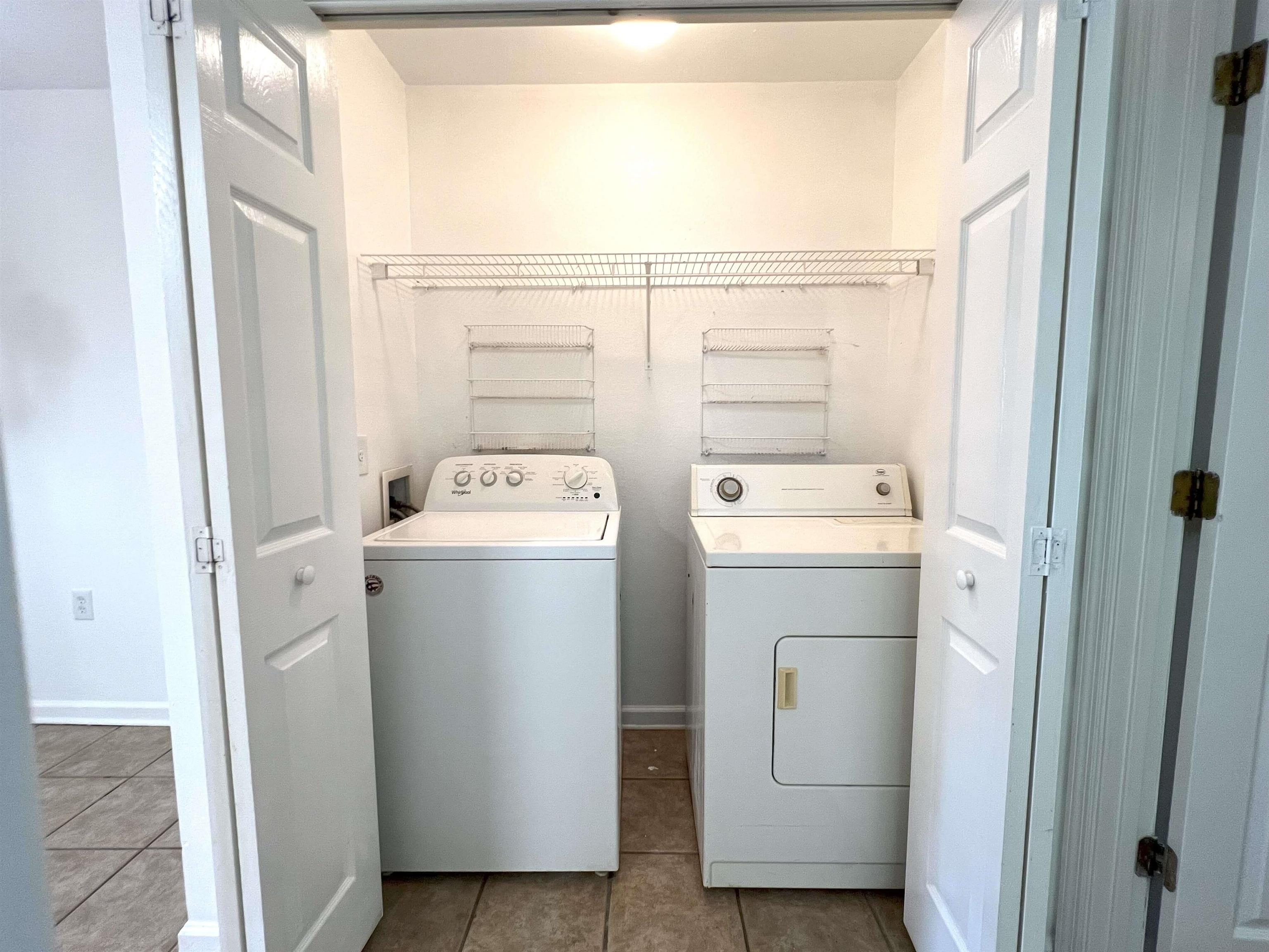 2738 W Tharpe Street Unit: 902