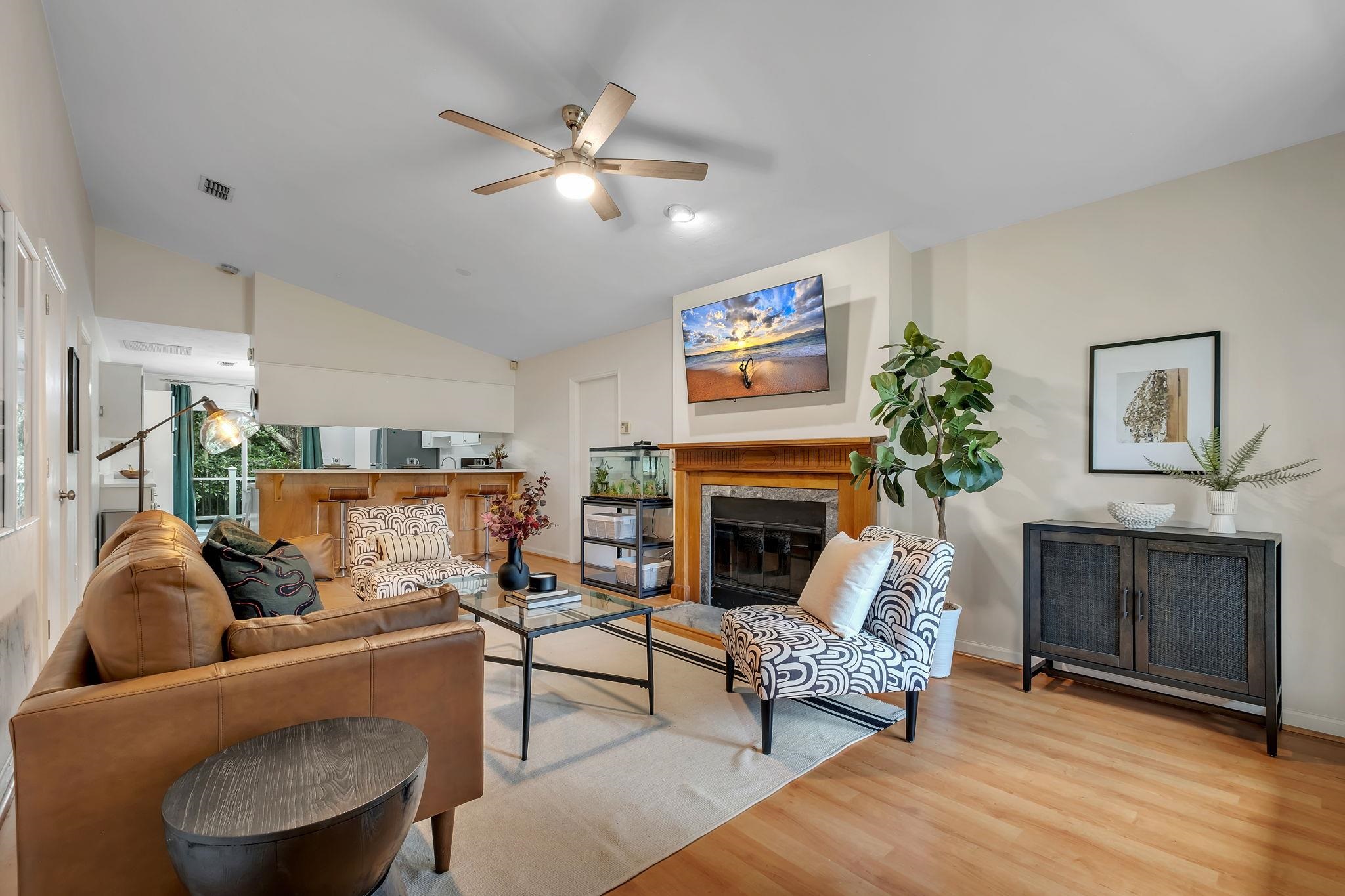 1046 Holland Drive