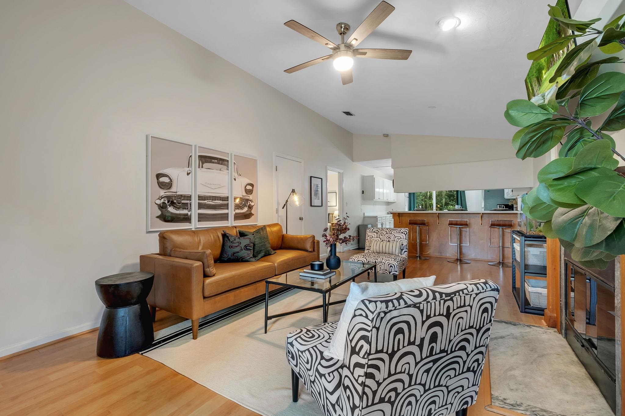 1046 Holland Drive