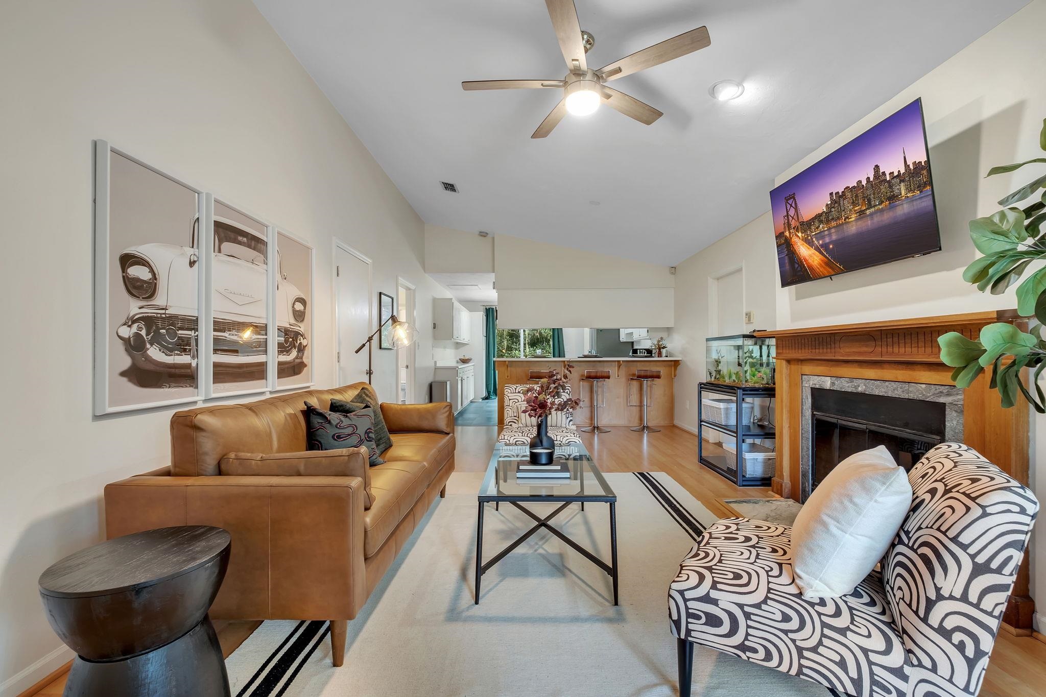 1046 Holland Drive