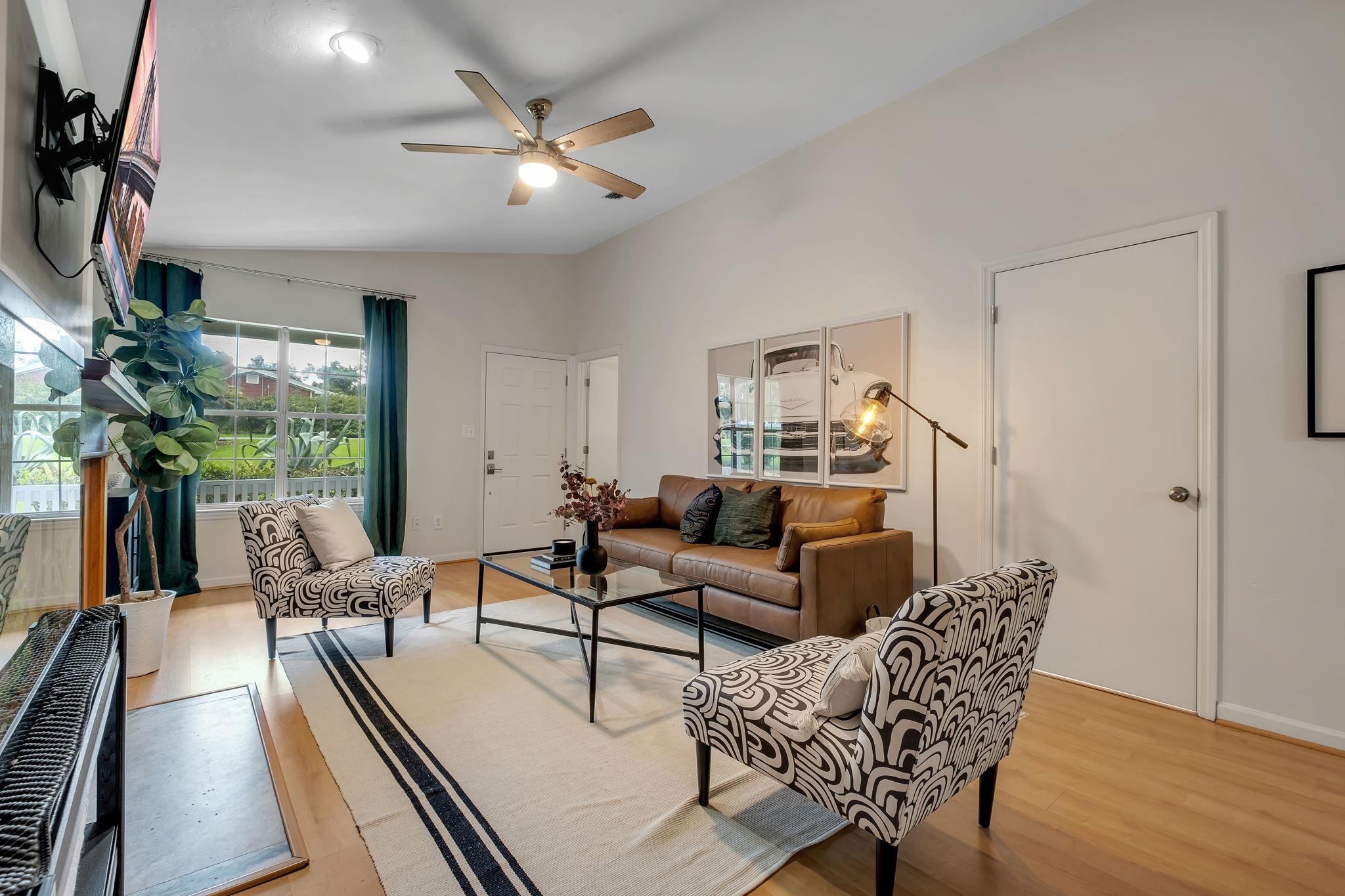 1046 Holland Drive
