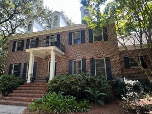 288 E Rosehill Drive