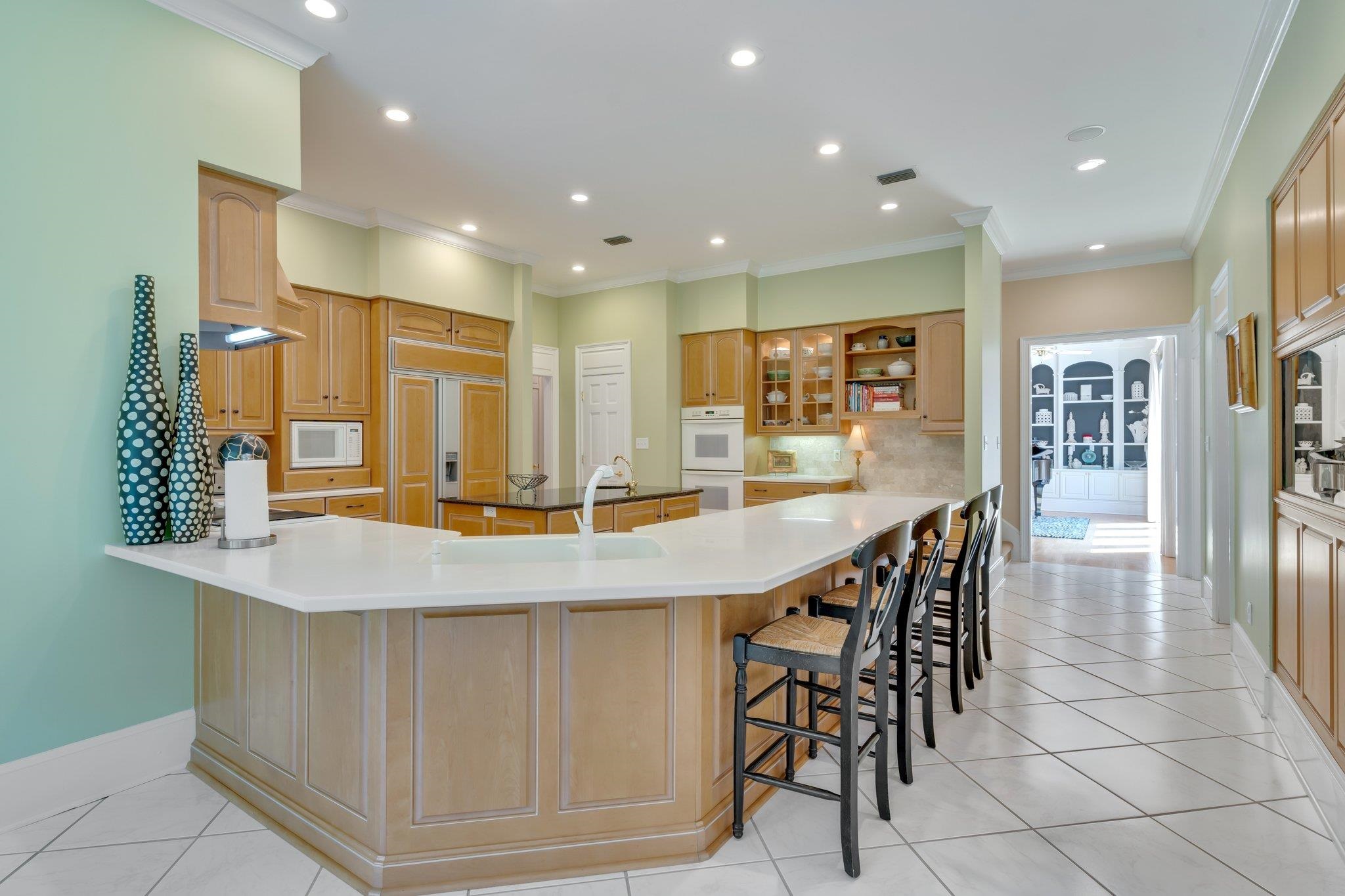 283 E Rosehill Drive