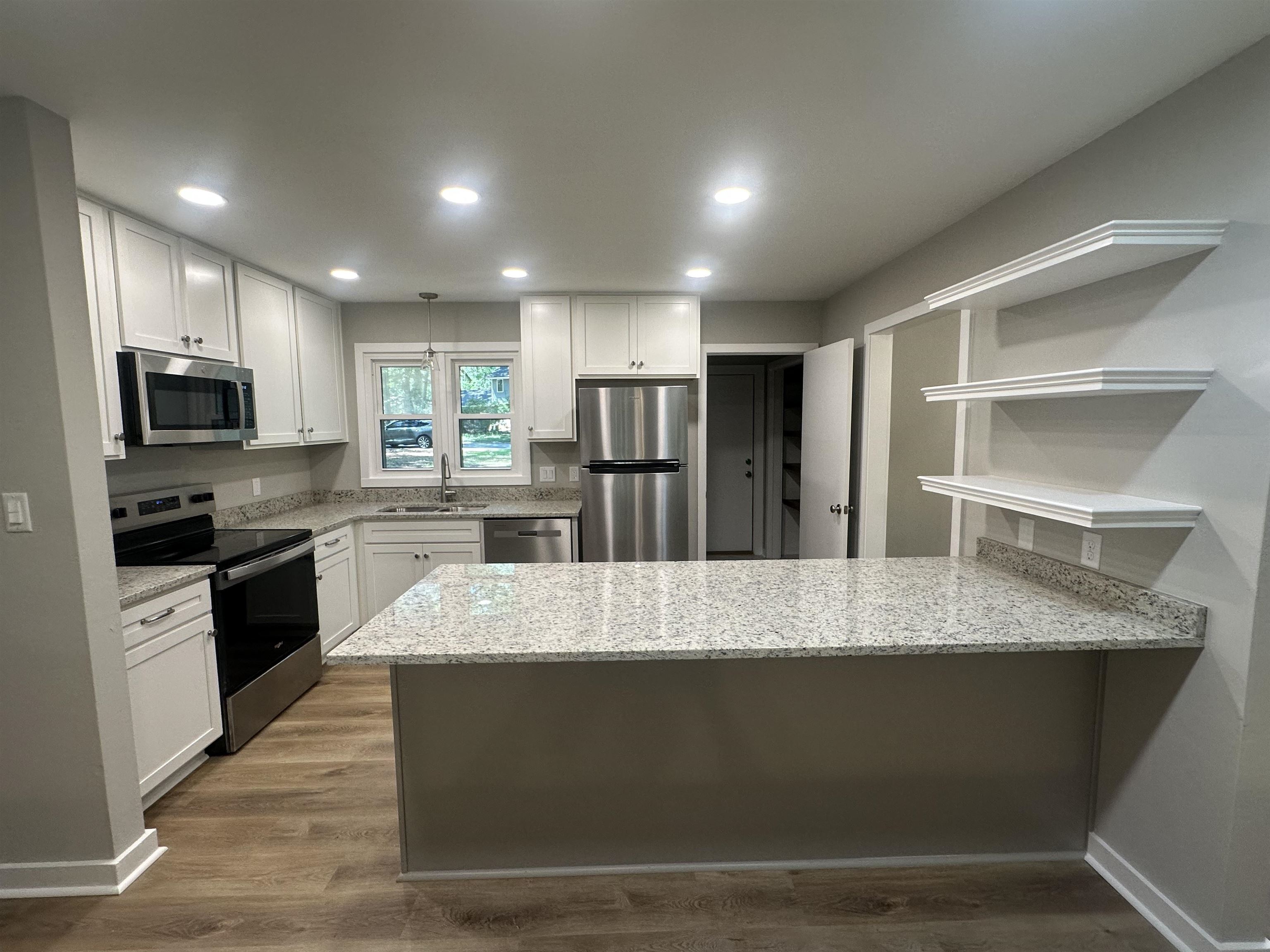 3016 Giles Place