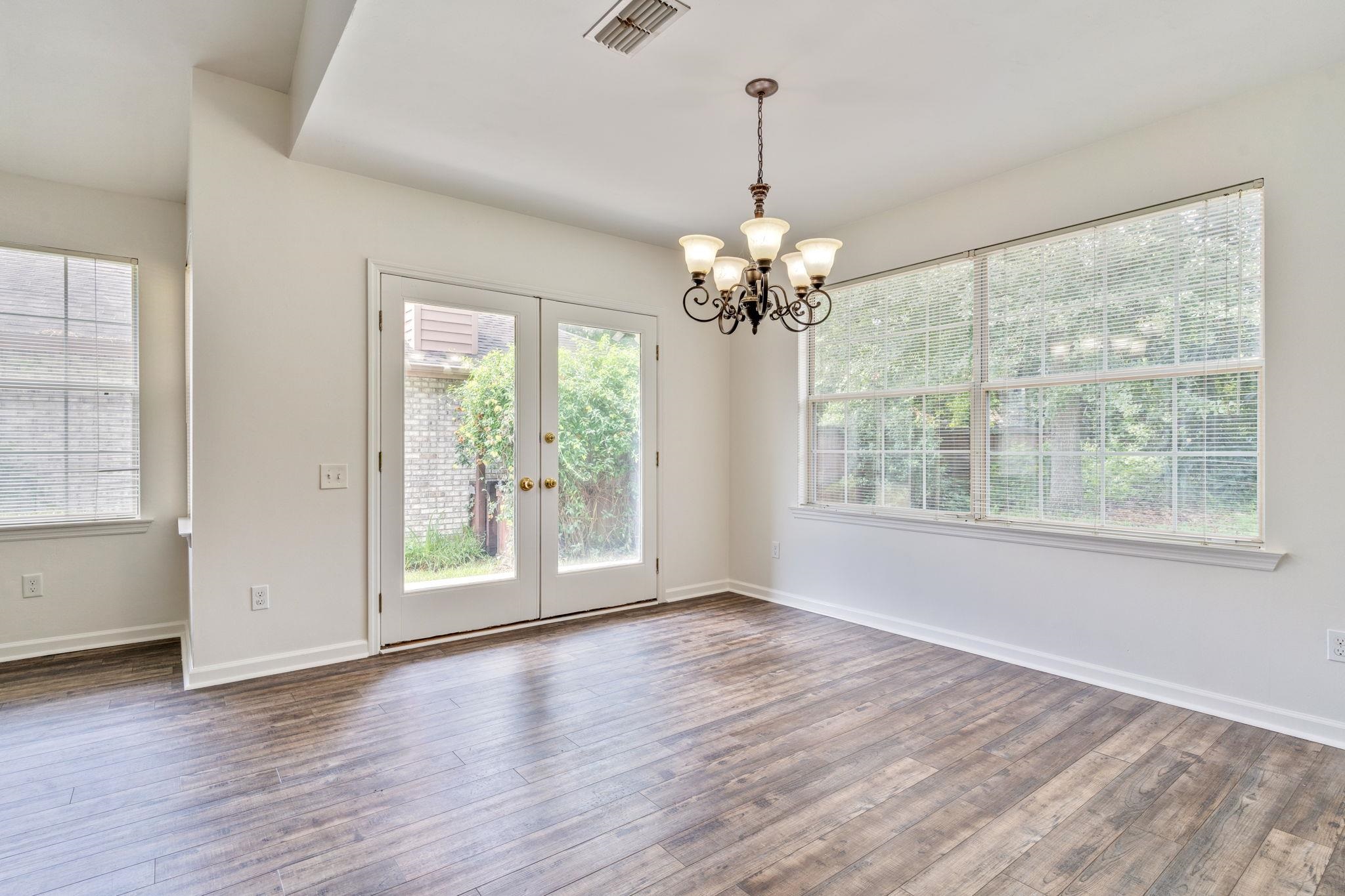 2660 Yarmouth Lane