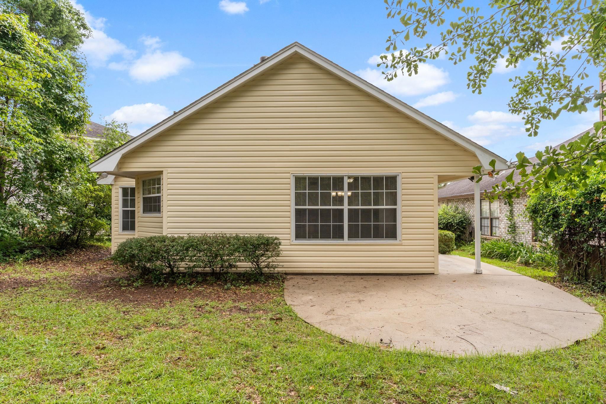 2660 Yarmouth Lane