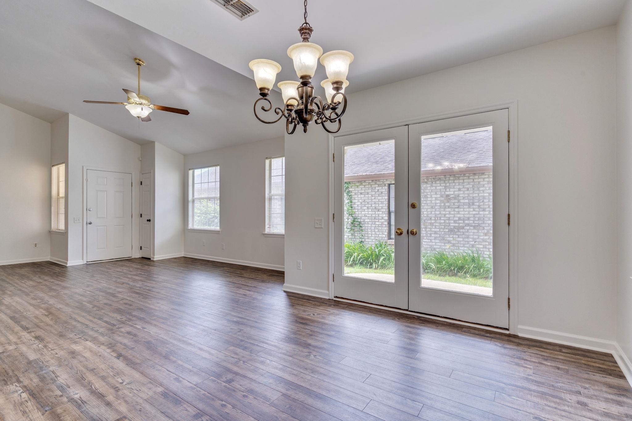 2660 Yarmouth Lane
