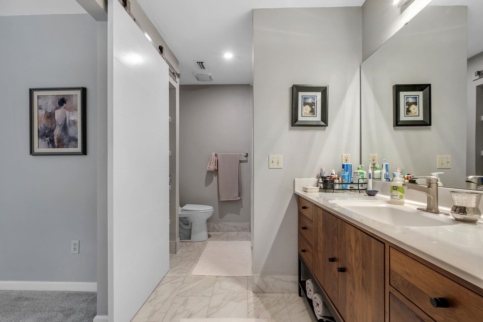 1803 Atlantis Place