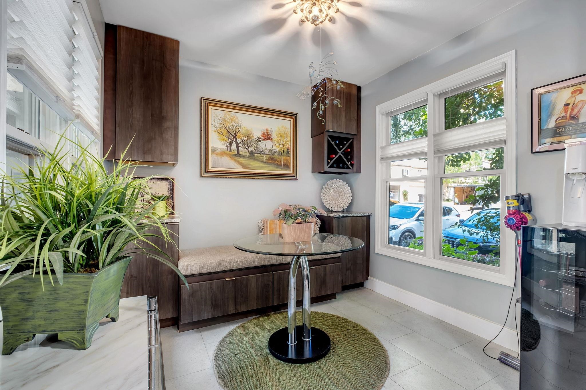 1803 Atlantis Place