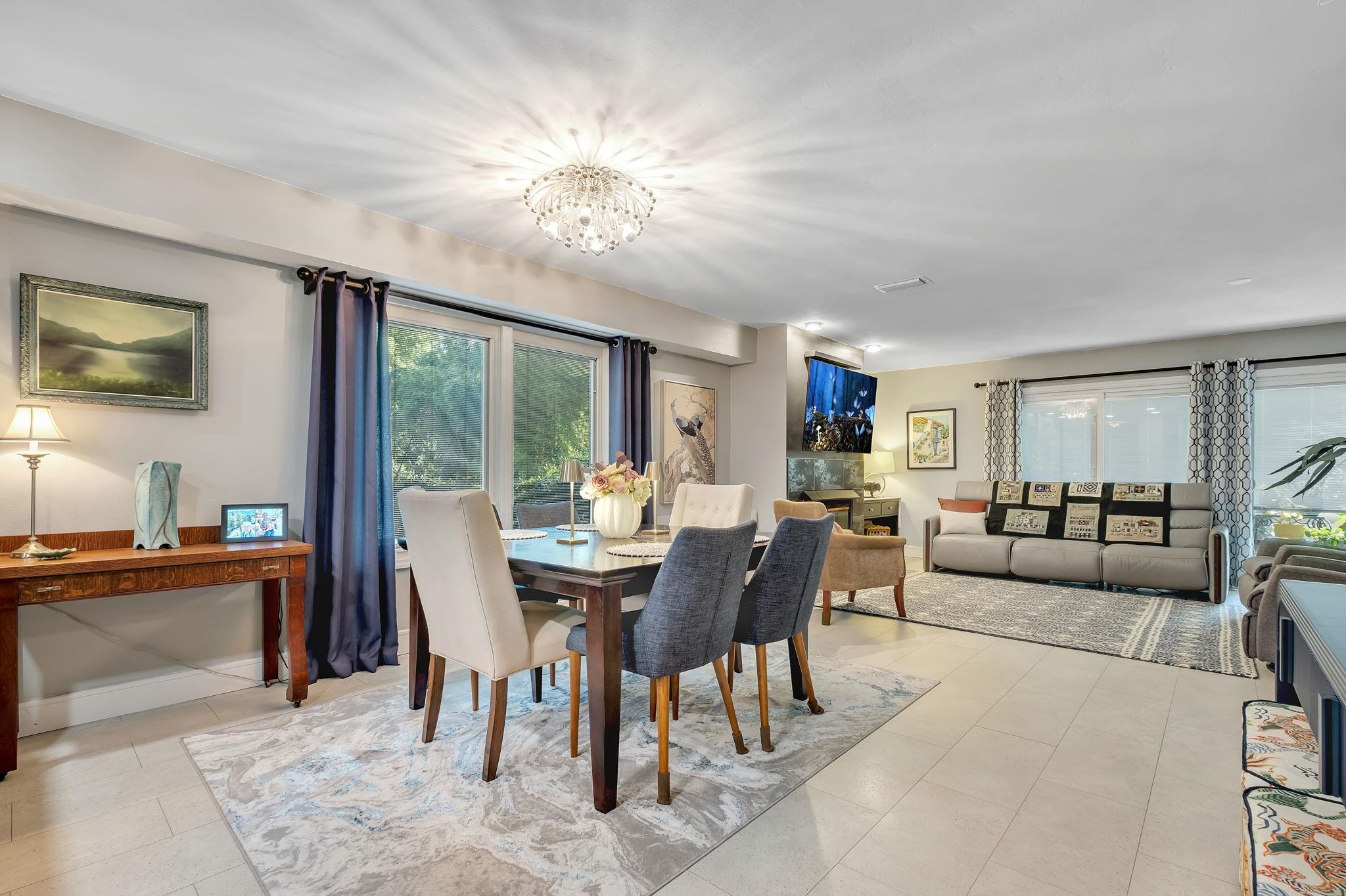 1803 Atlantis Place