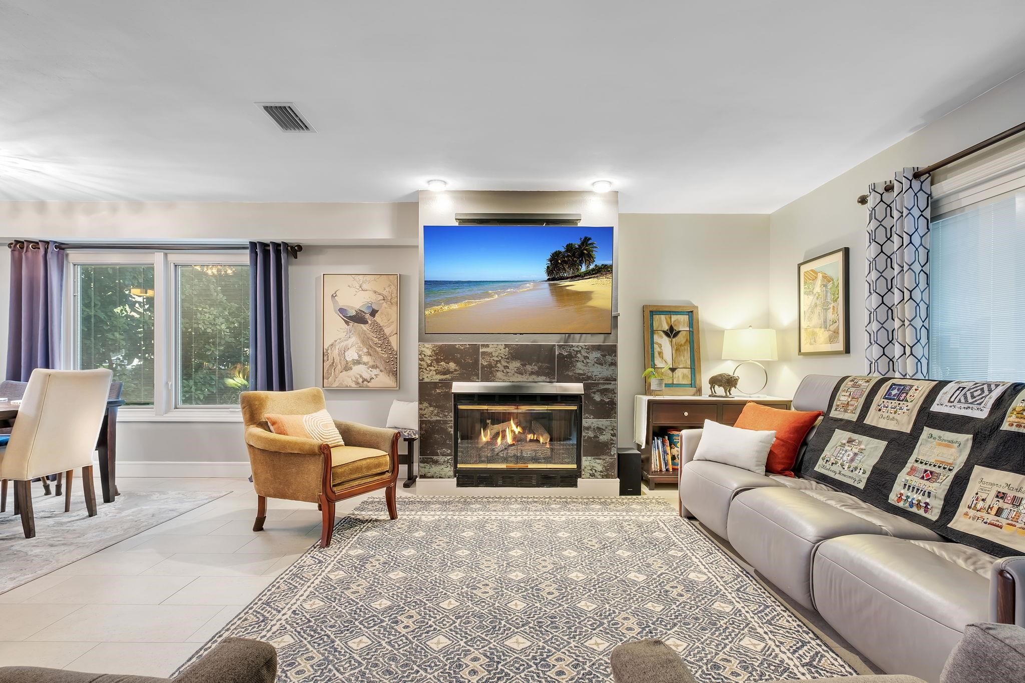 1803 Atlantis Place