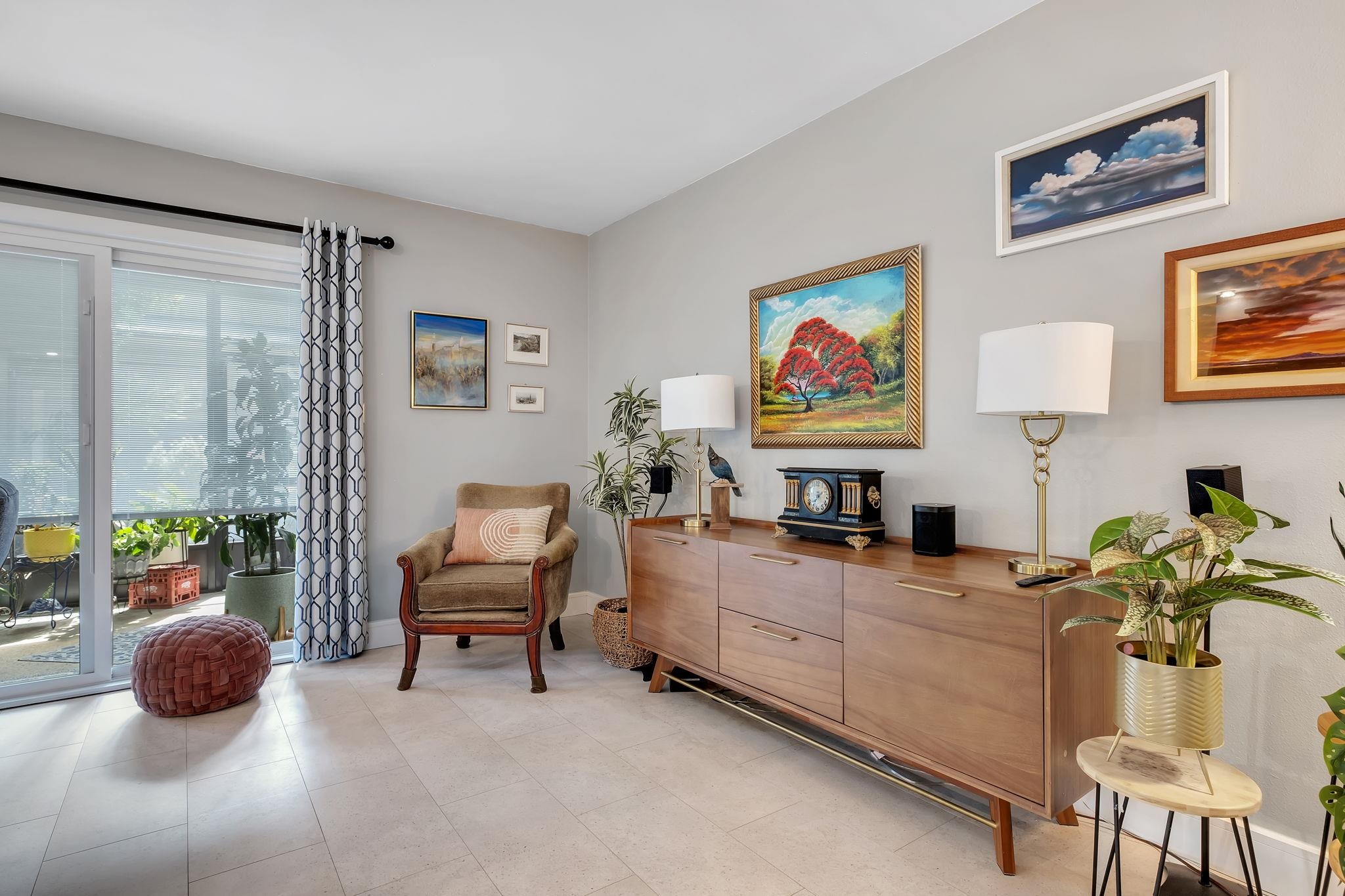 1803 Atlantis Place