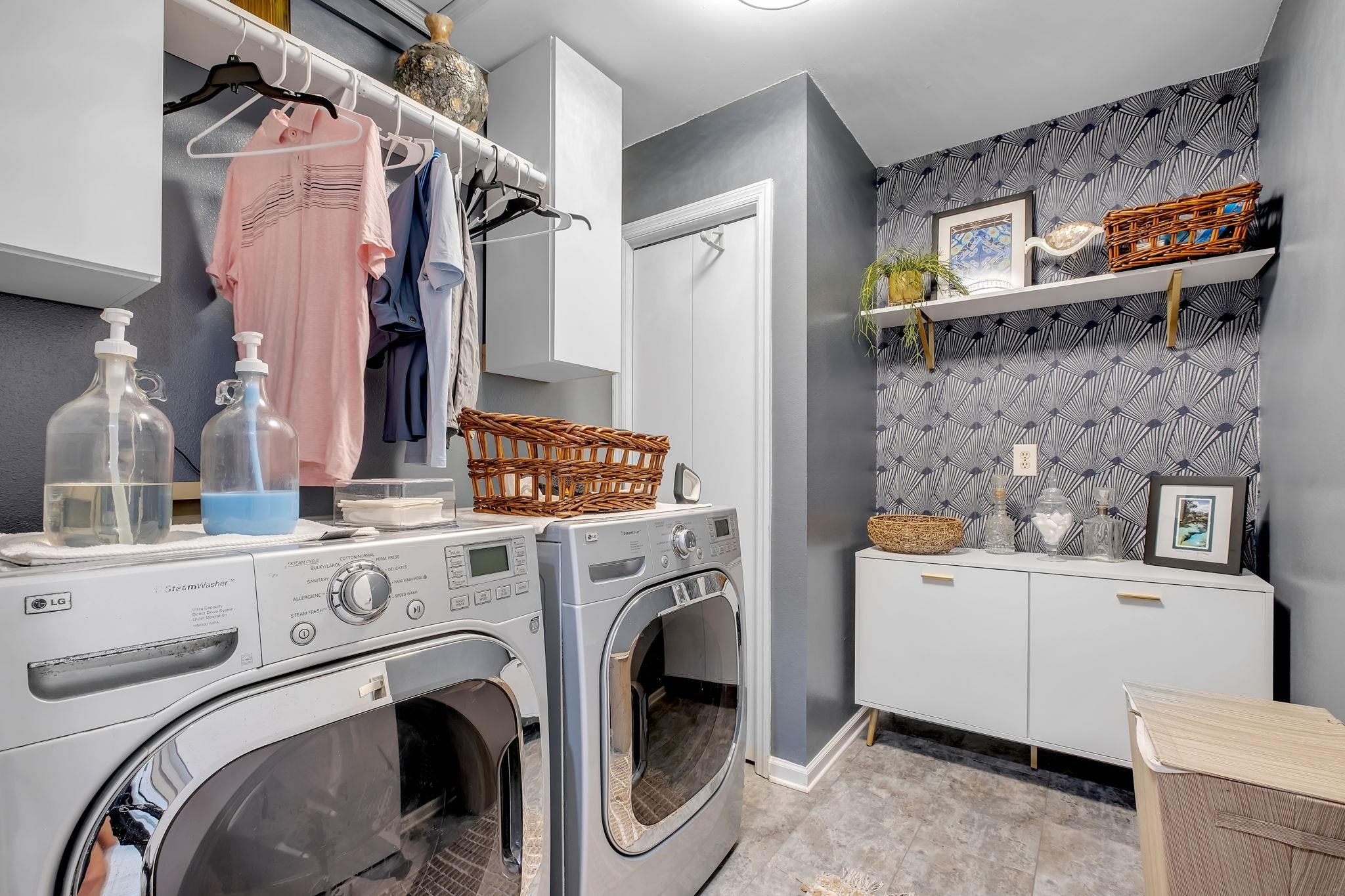 1803 Atlantis Place