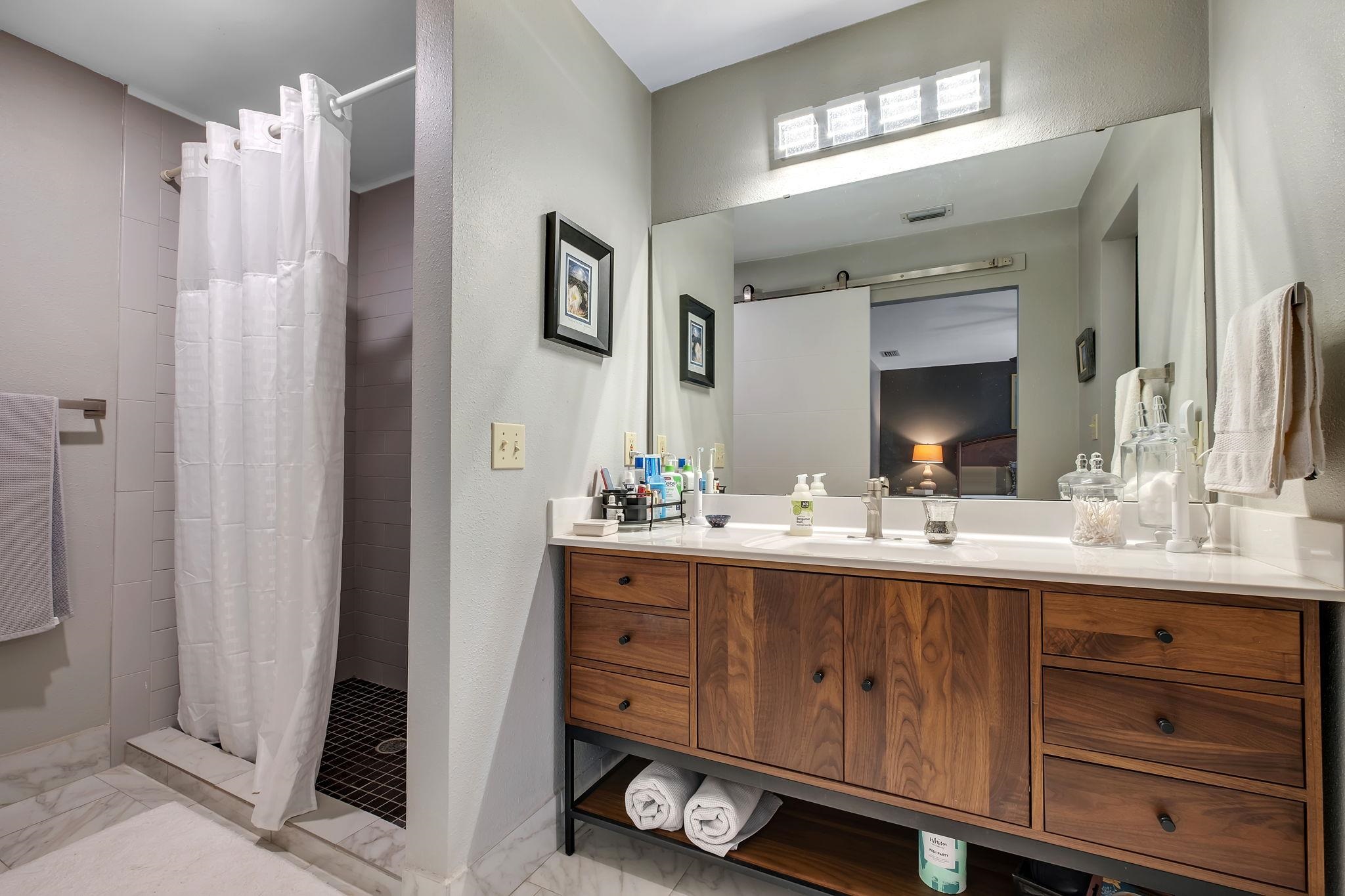 1803 Atlantis Place
