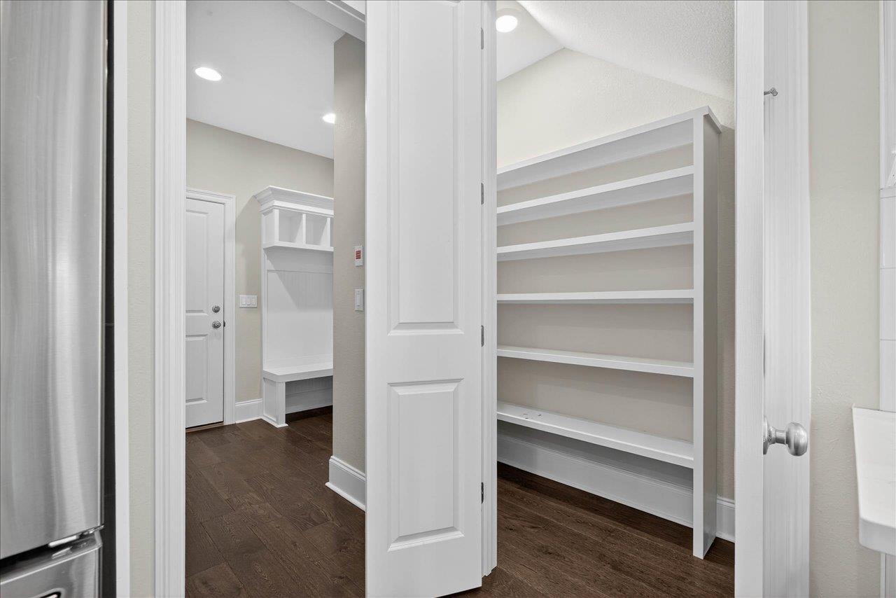 518 Knotted Pine Drive