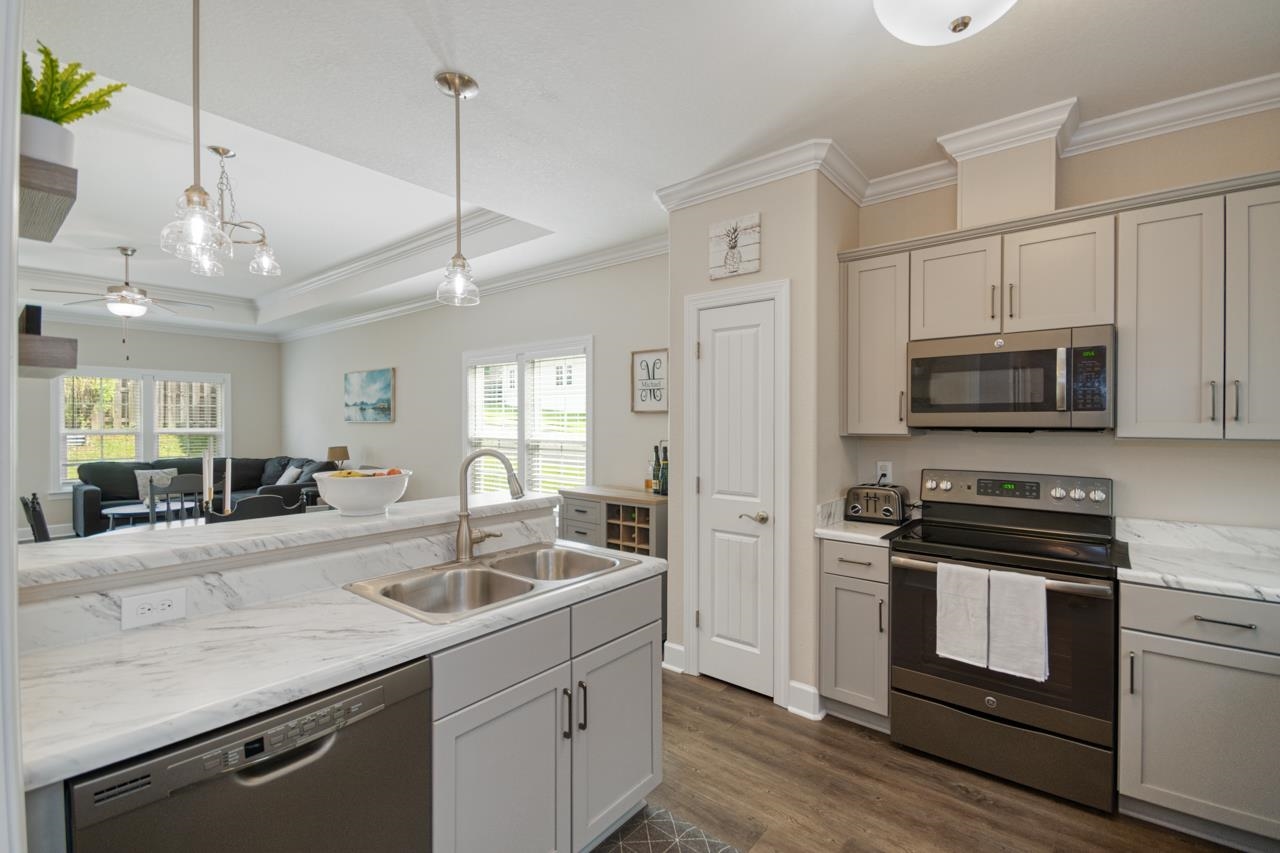 2282 Hunters Moon Trail