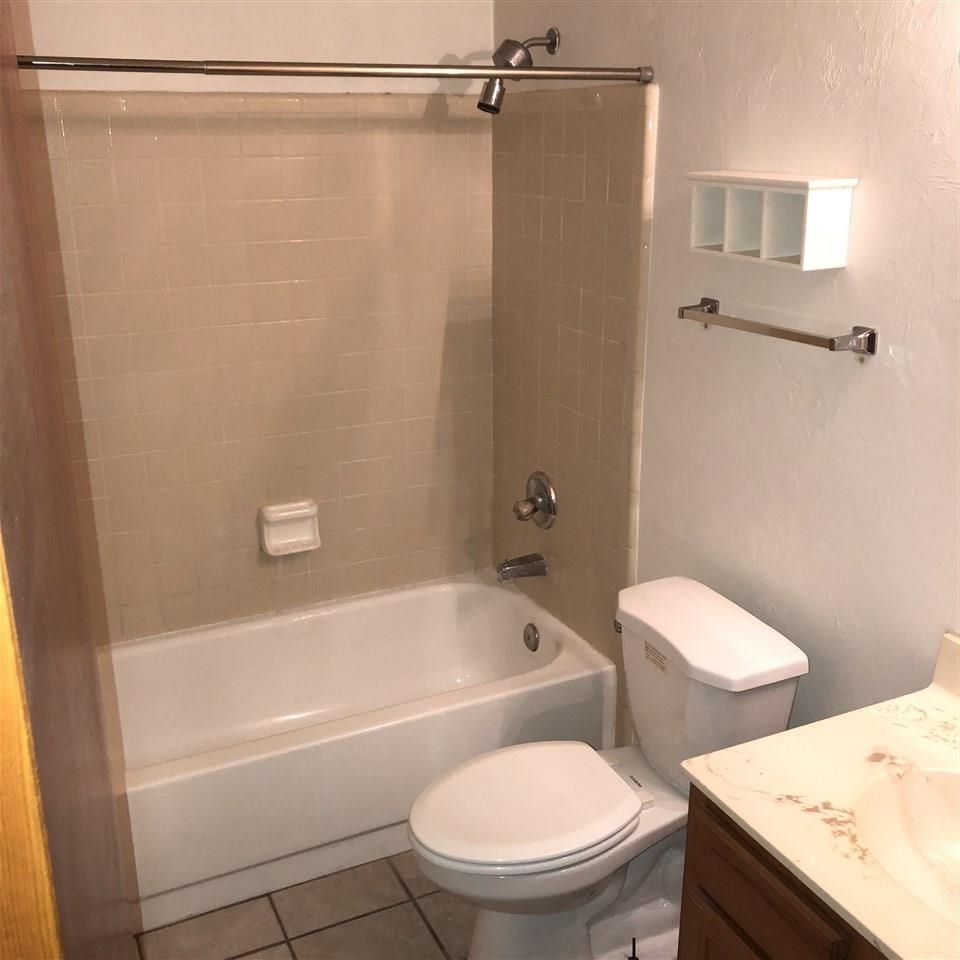 1182 High Road