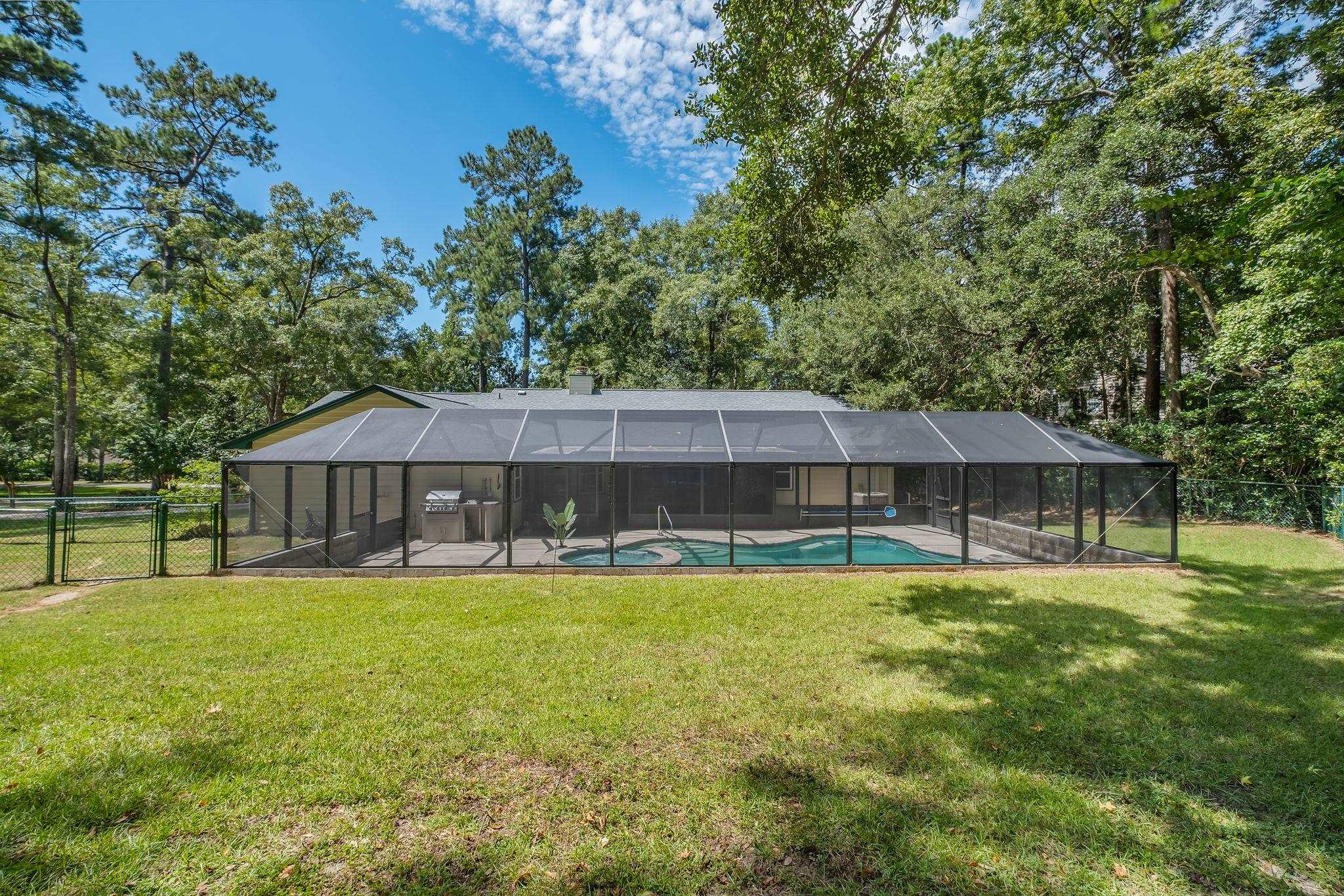 3211 Horseshoe Trail