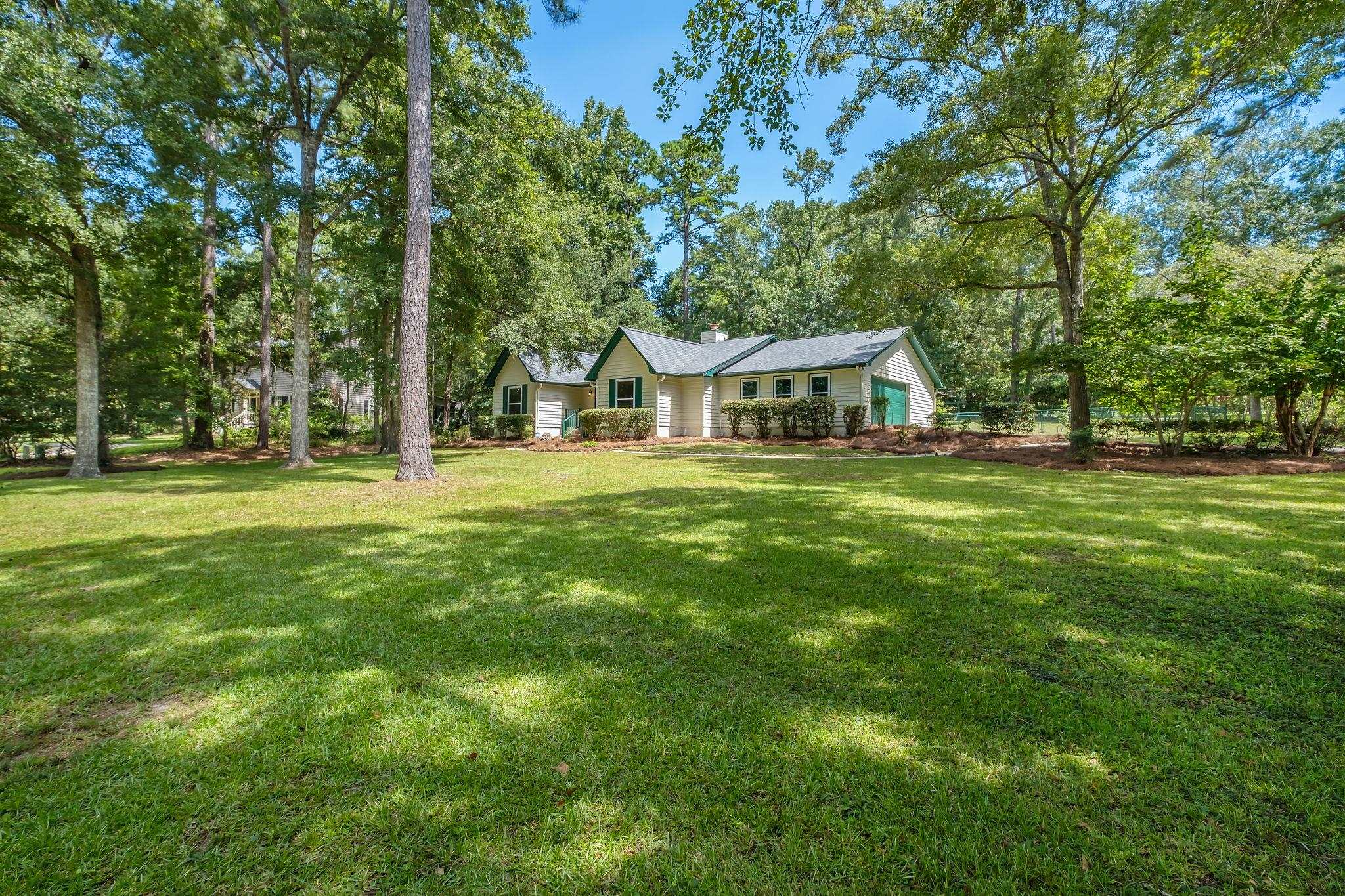 3211 Horseshoe Trail