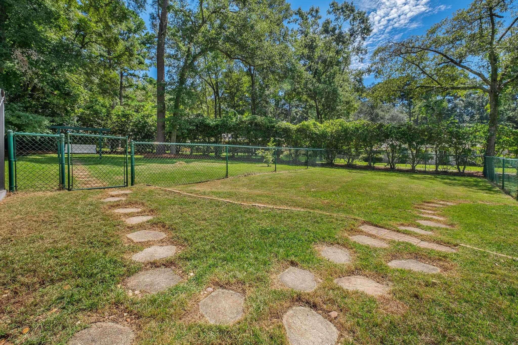 3211 Horseshoe Trail