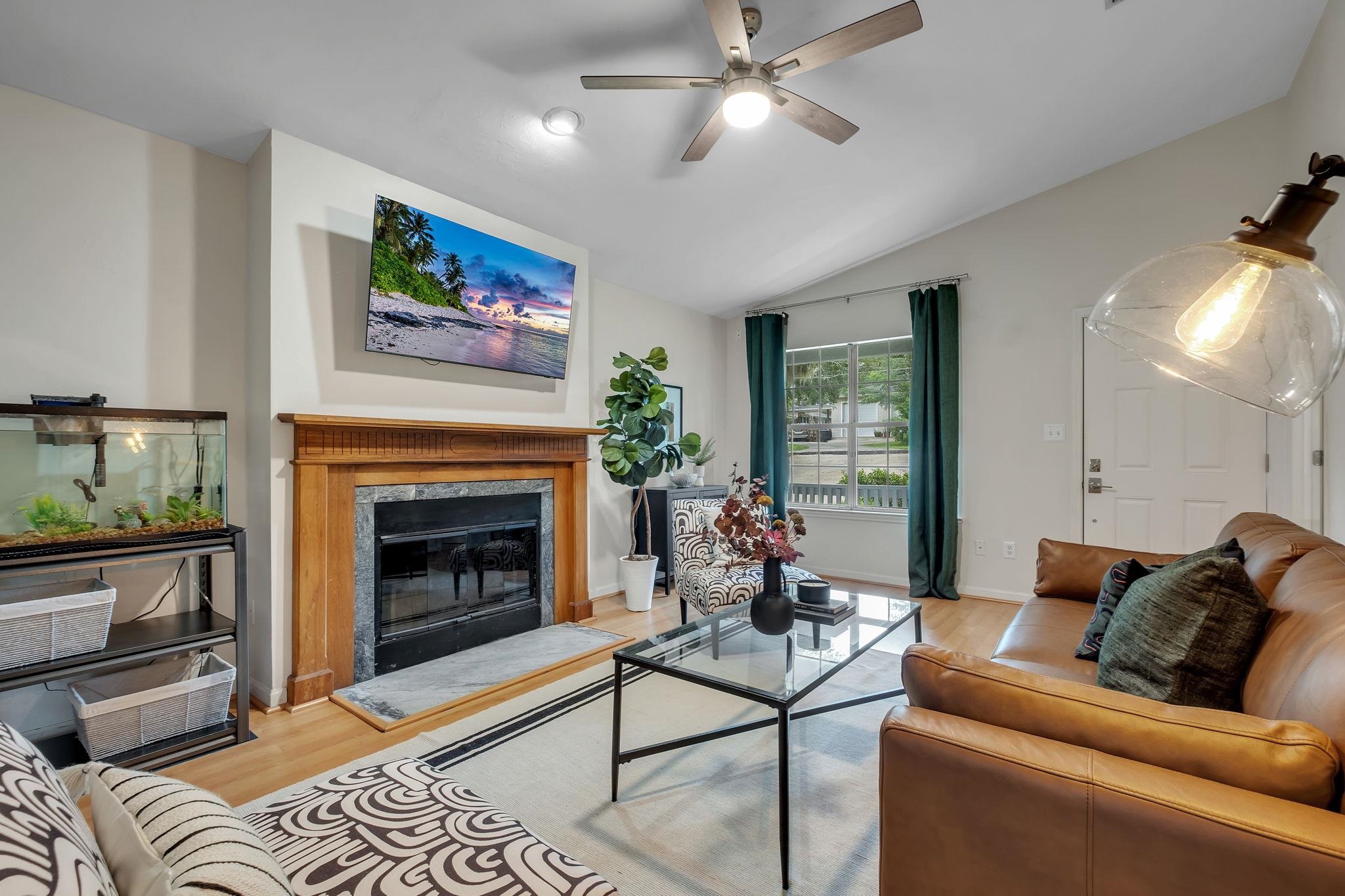 1046 Holland Drive