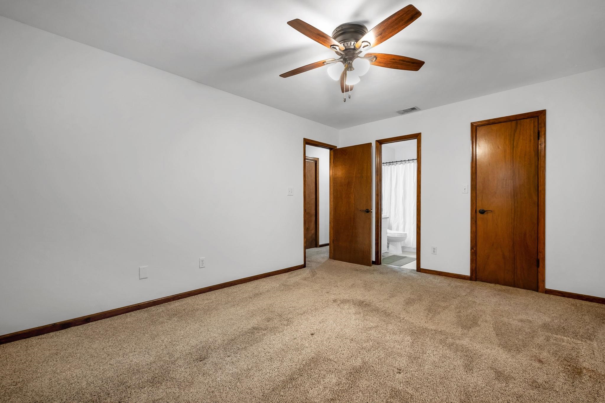 142 W Whetherbine Way