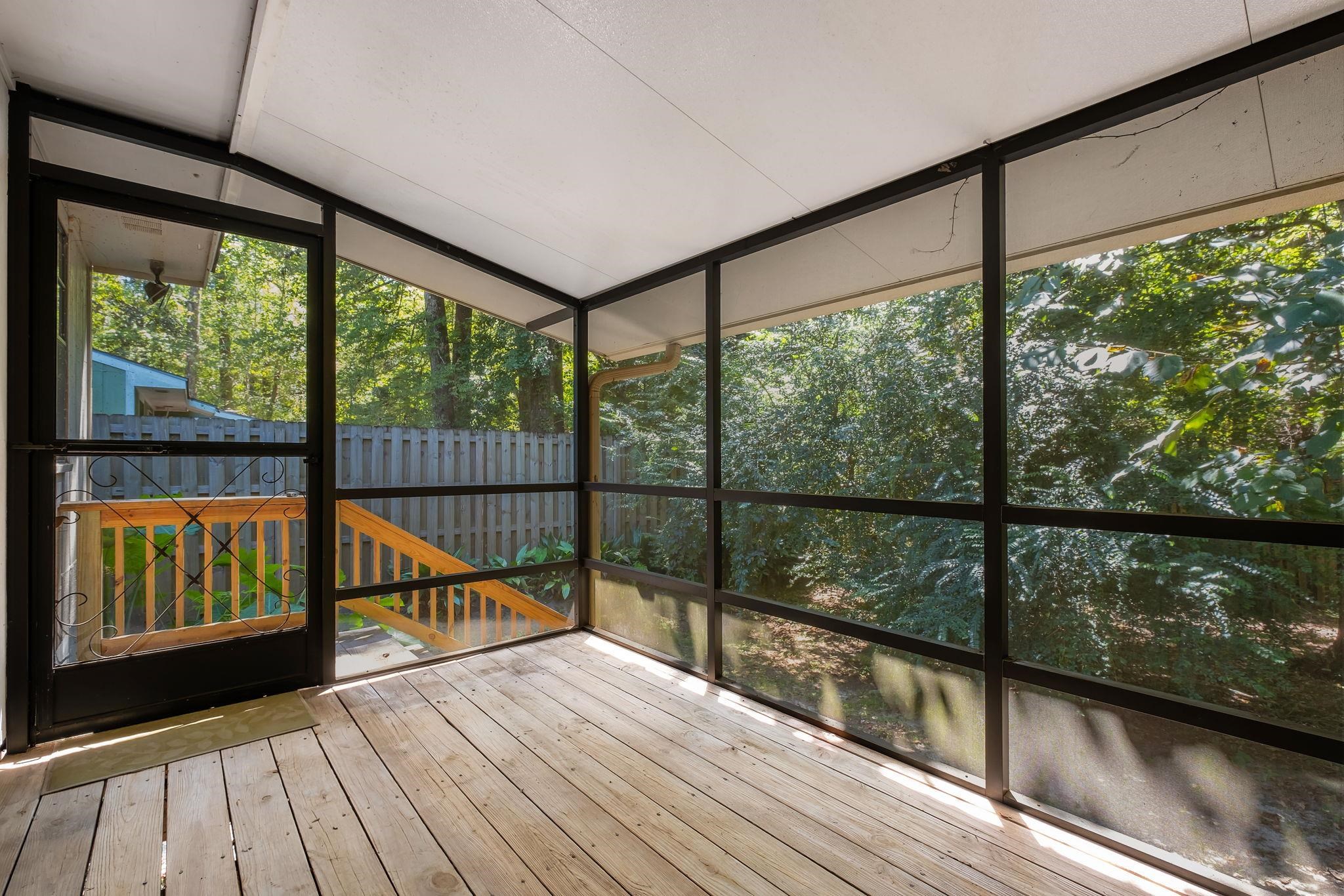 142 W Whetherbine Way