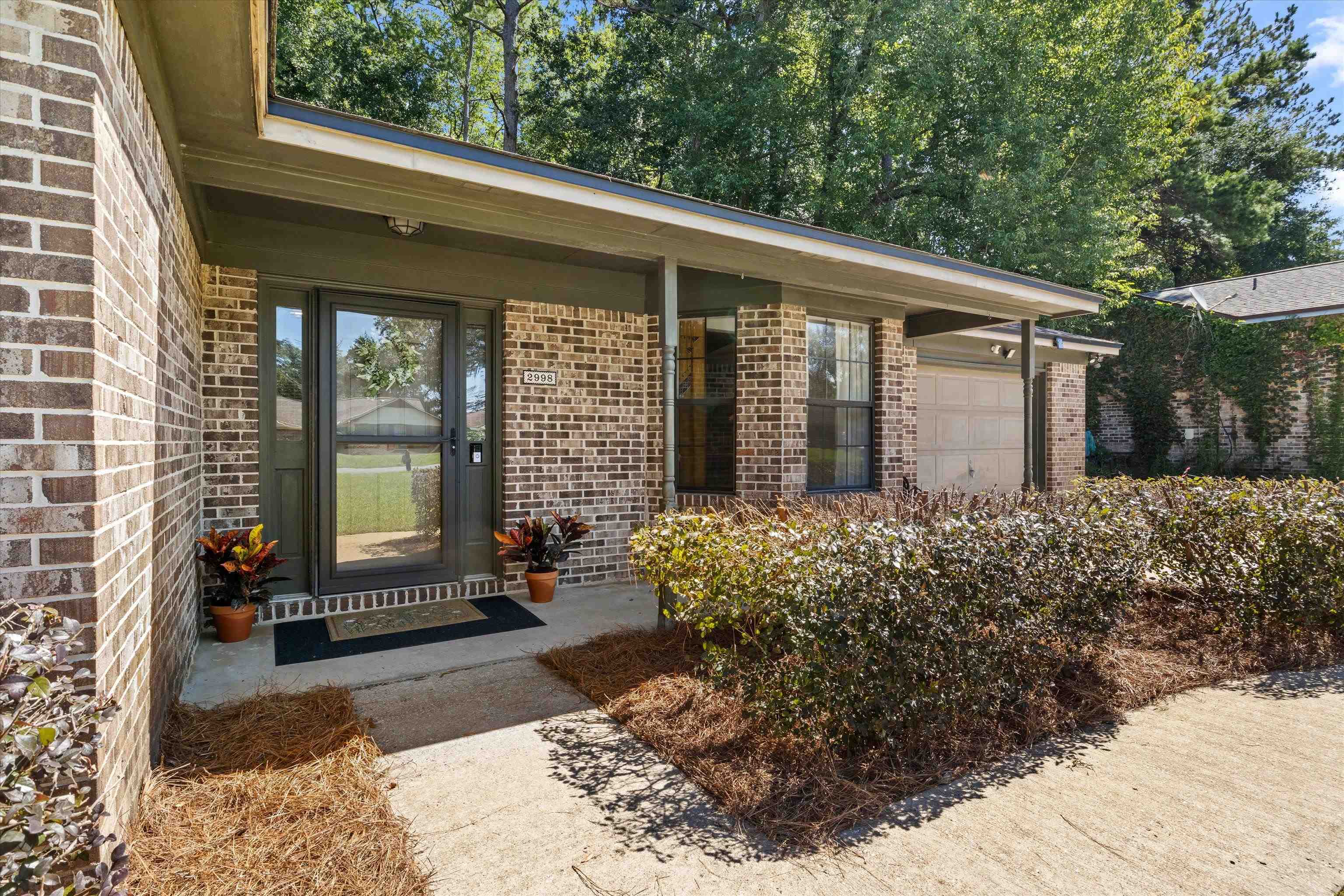 2998 N Settler's Boulevard