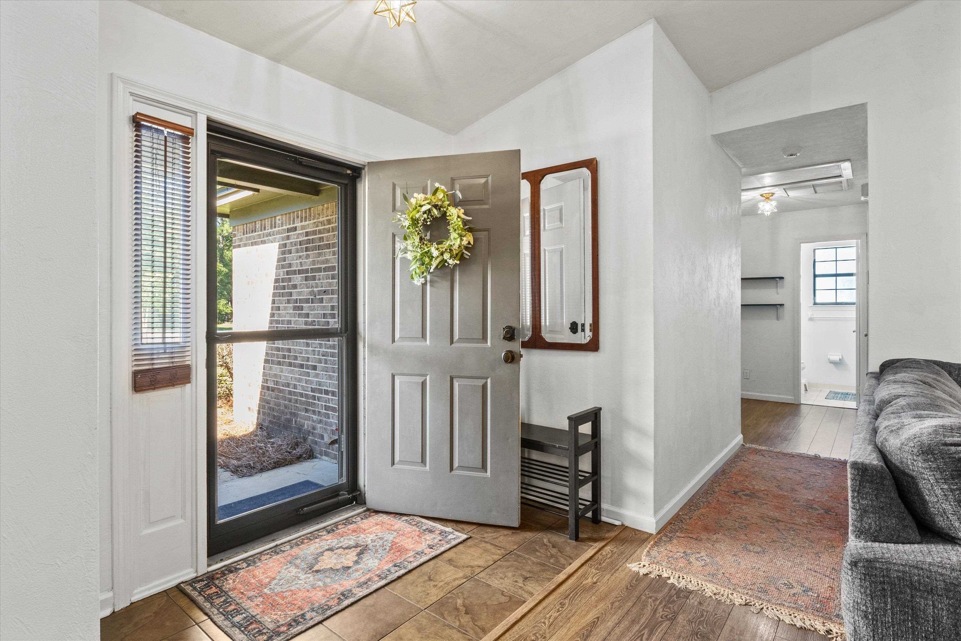 2998 N Settler's Boulevard