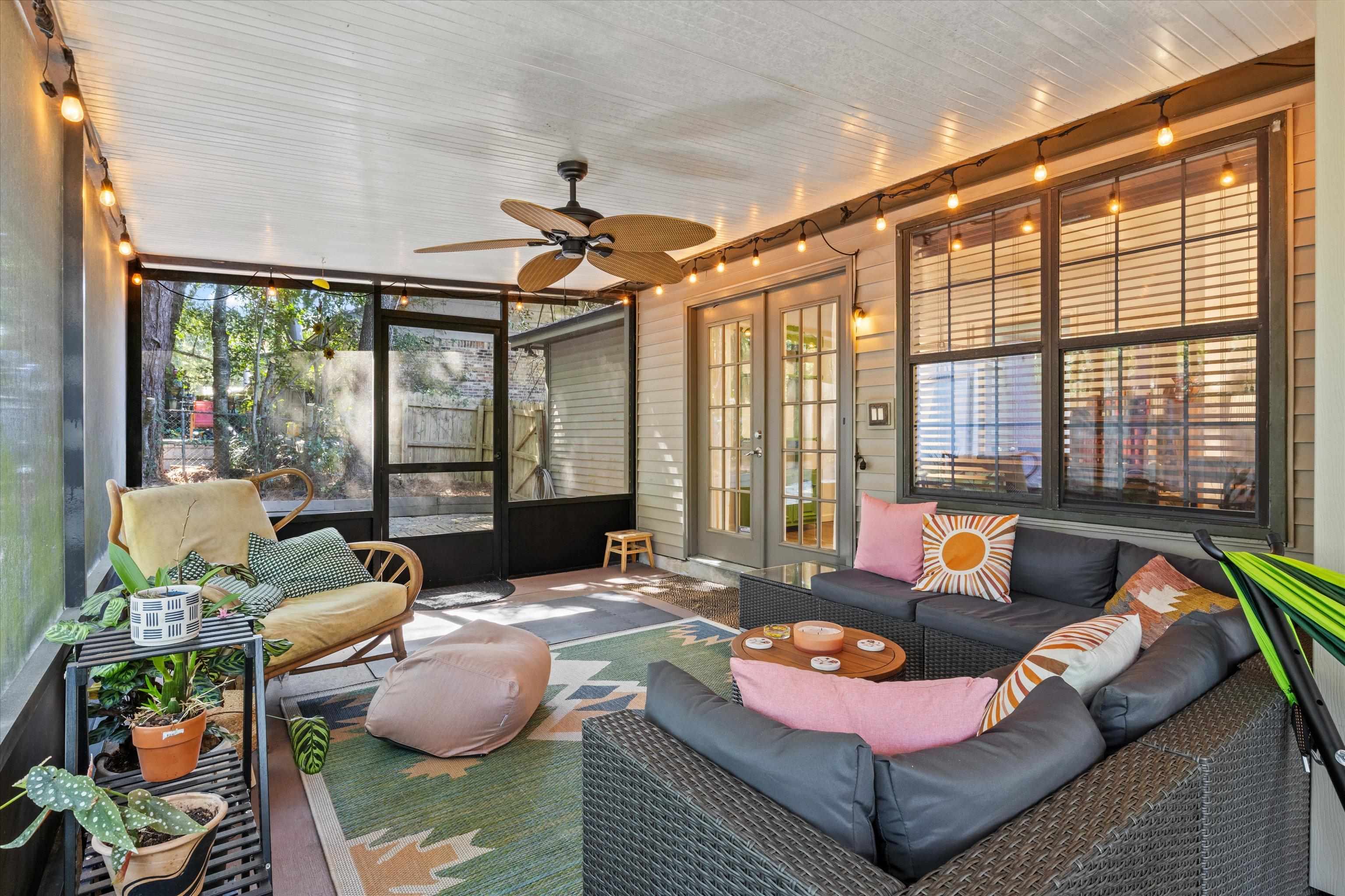 2998 N Settler's Boulevard