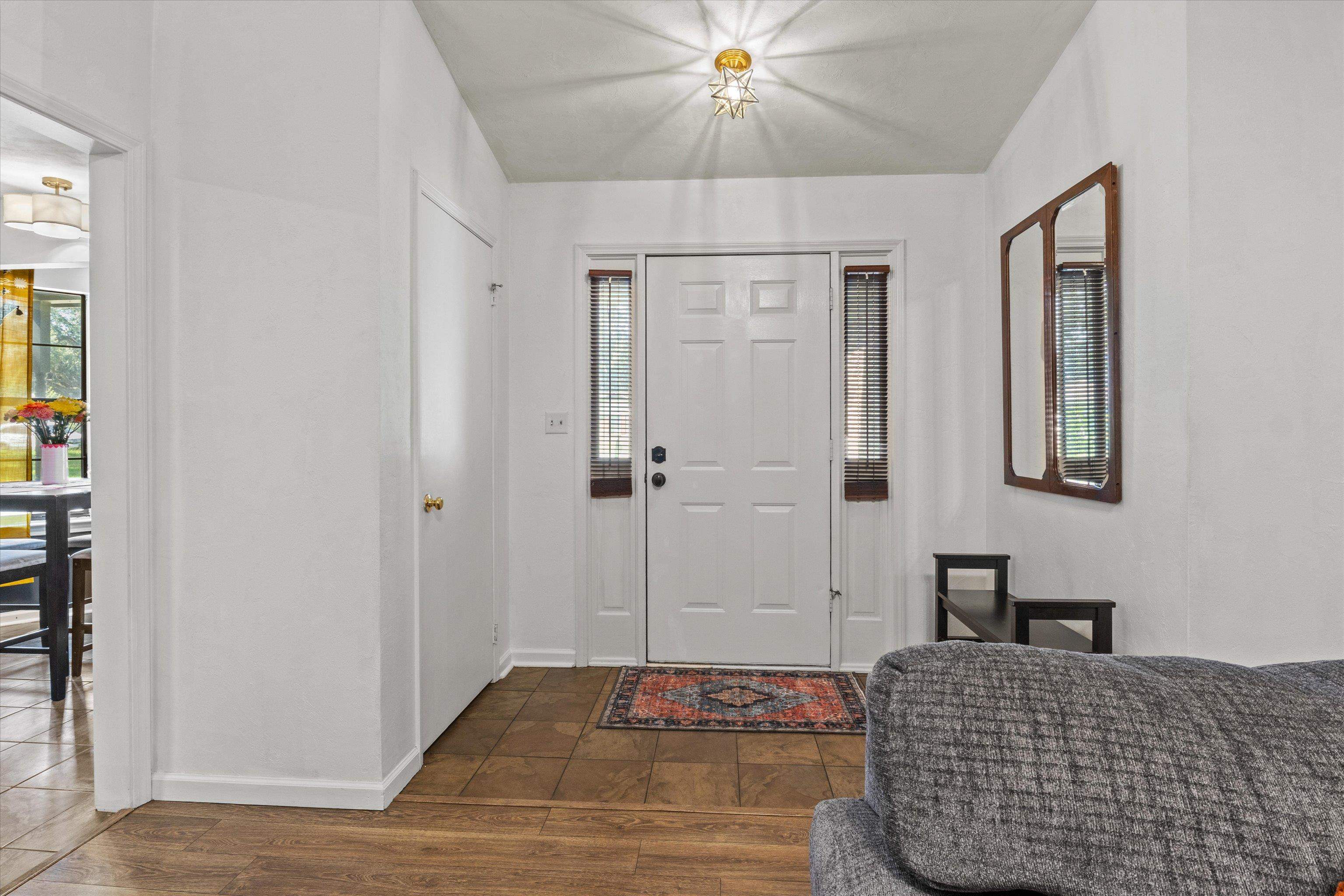 2998 N Settler's Boulevard