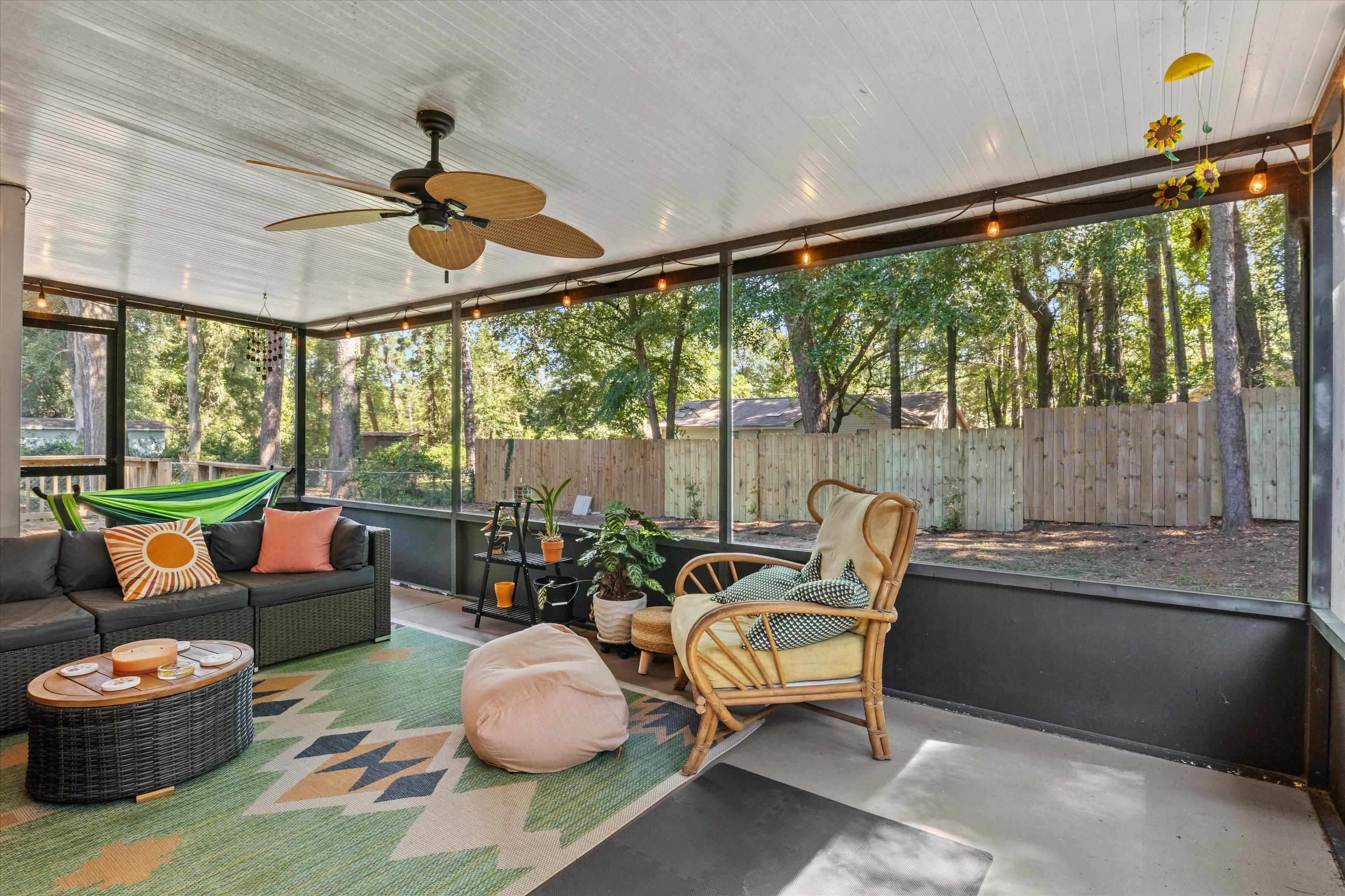 2998 N Settler's Boulevard