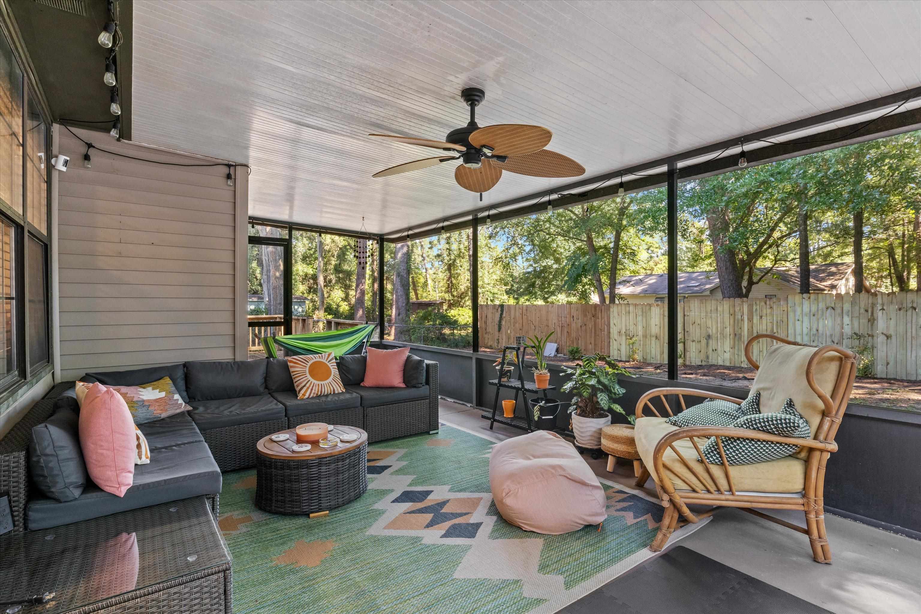 2998 N Settler's Boulevard