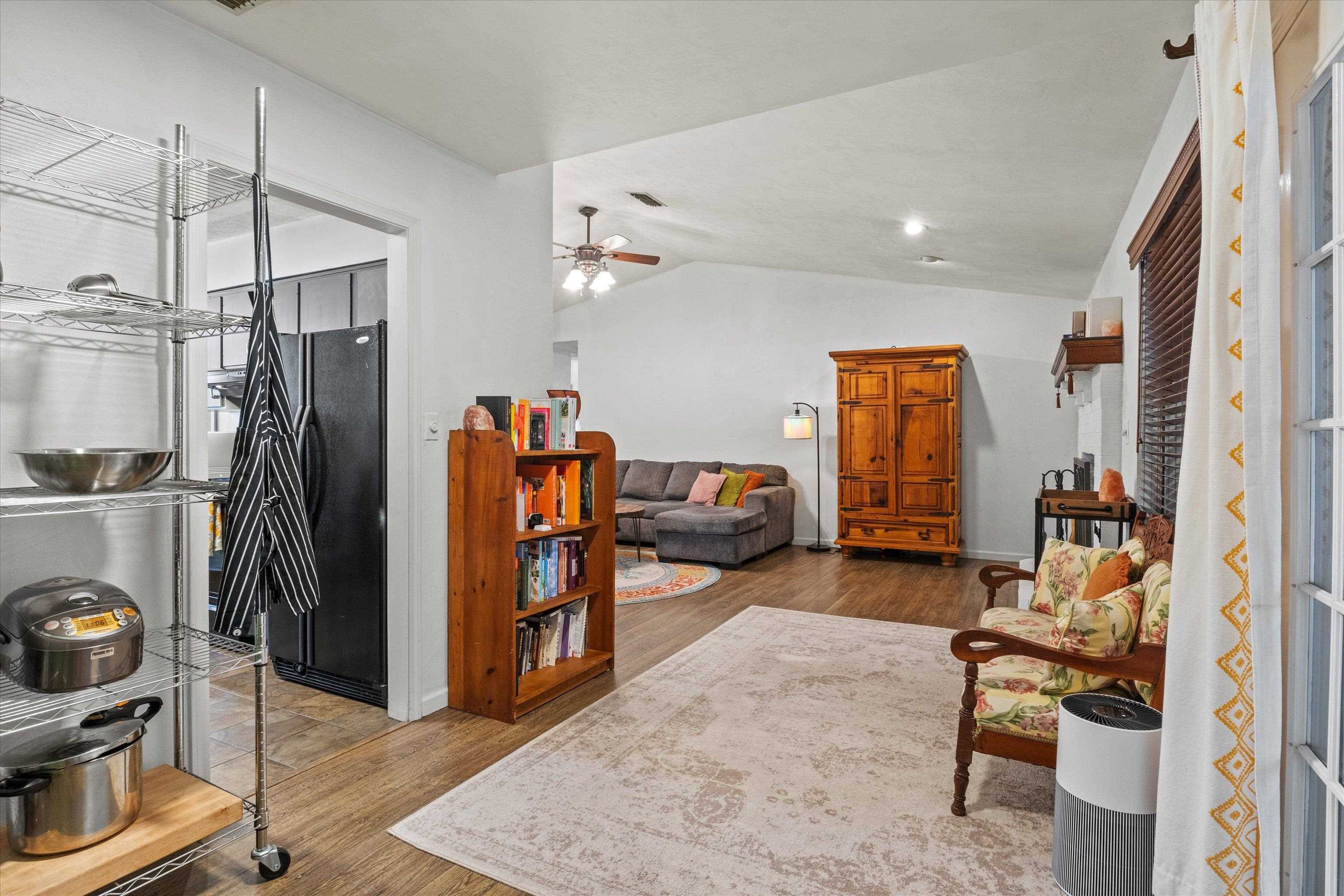 2998 N Settler's Boulevard