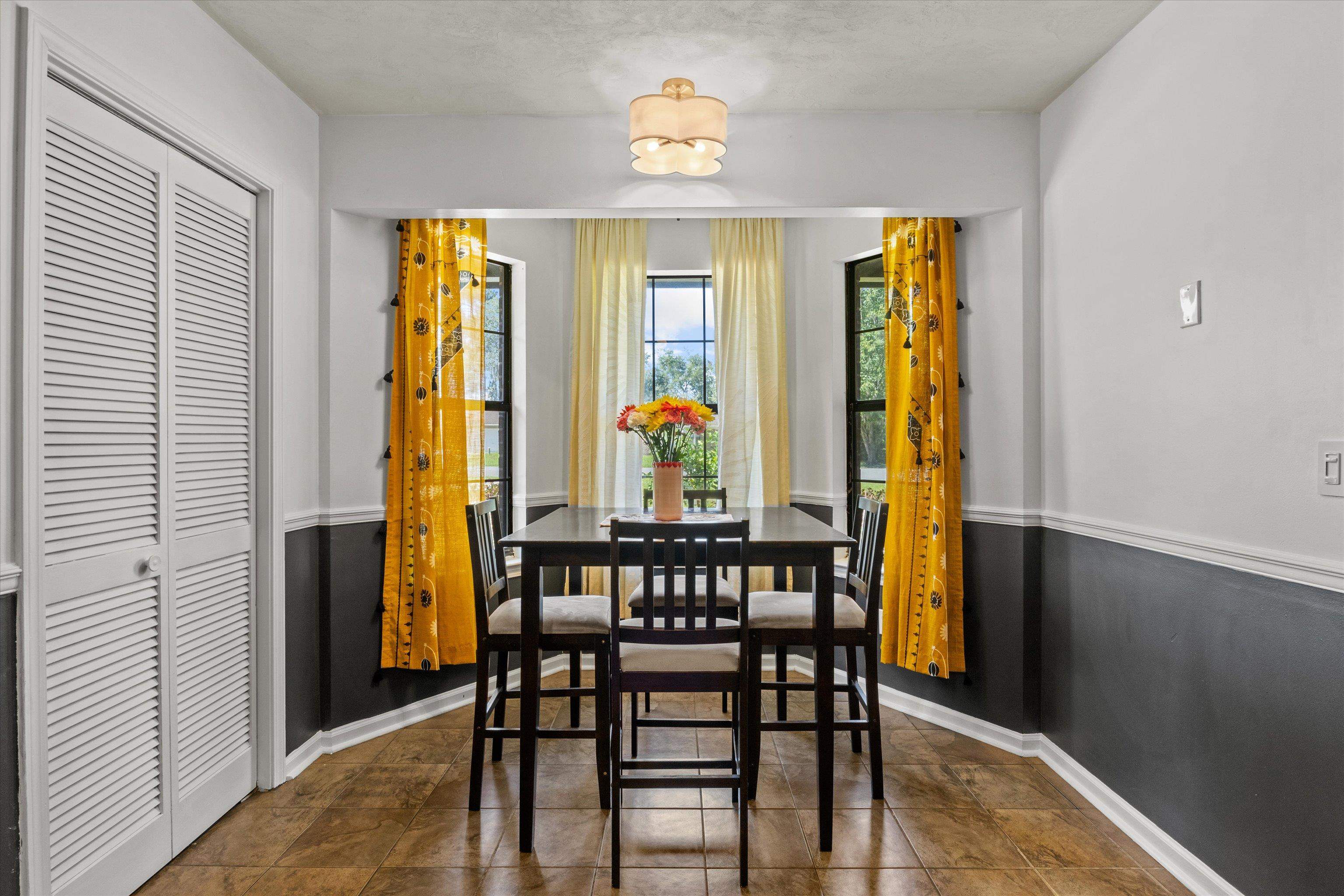 2998 N Settler's Boulevard