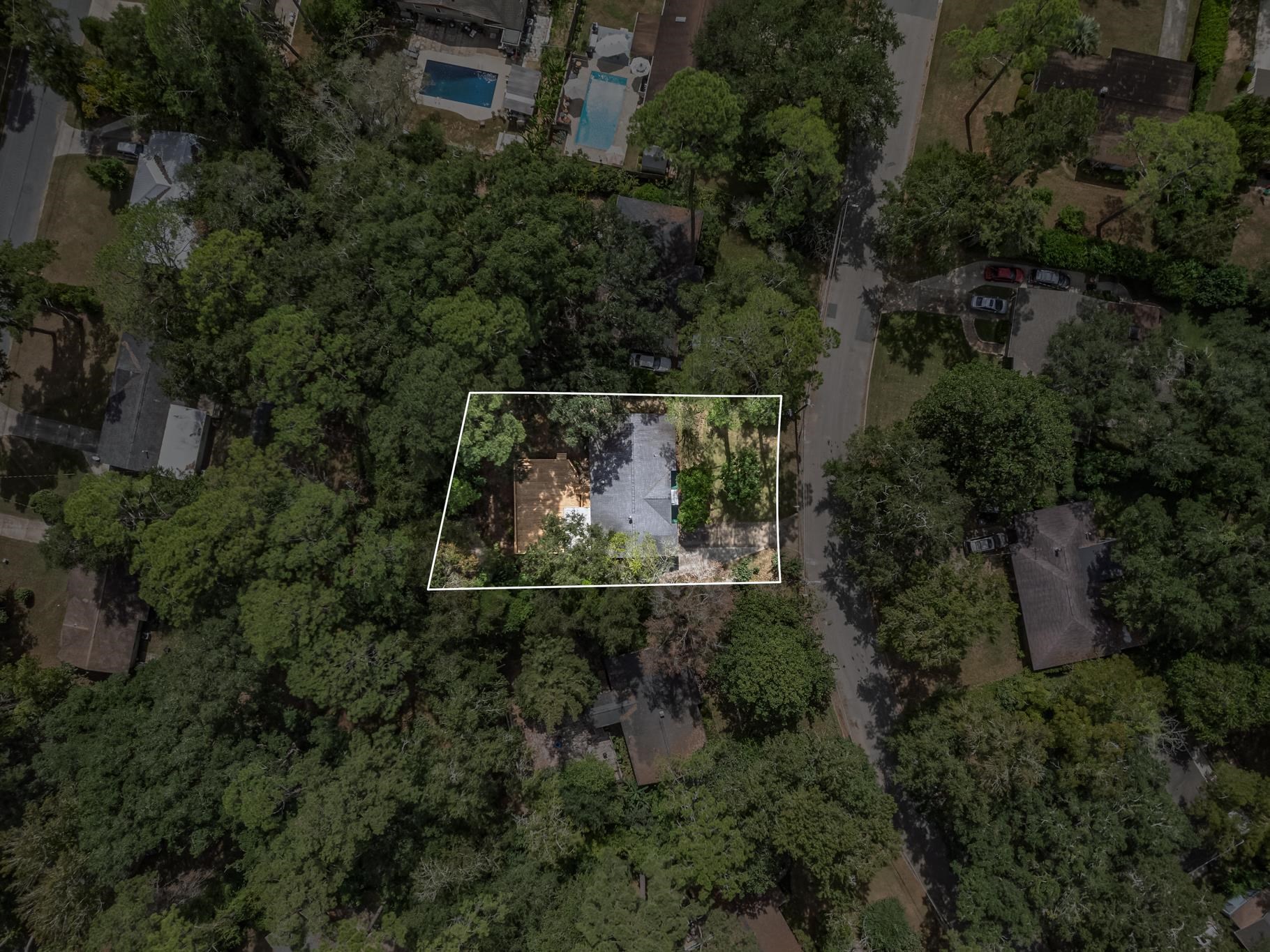 868 Tamarack Avenue