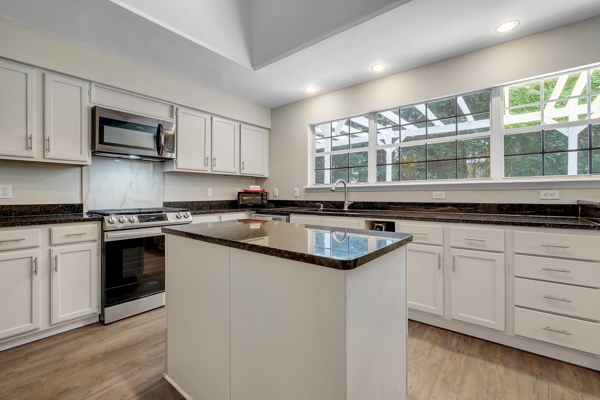237 Sturgeon Drive