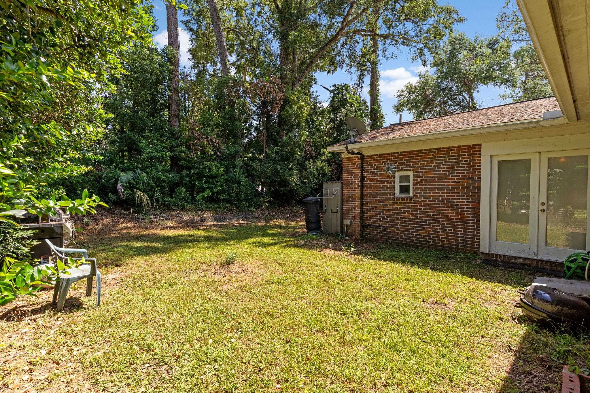 225 Broward Street