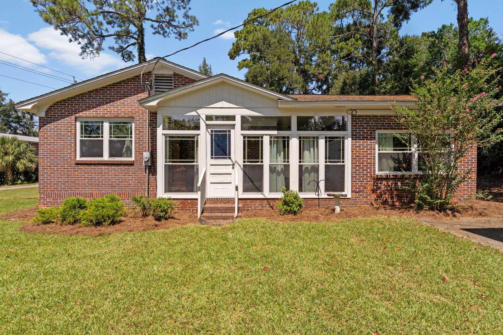 225 Broward Street