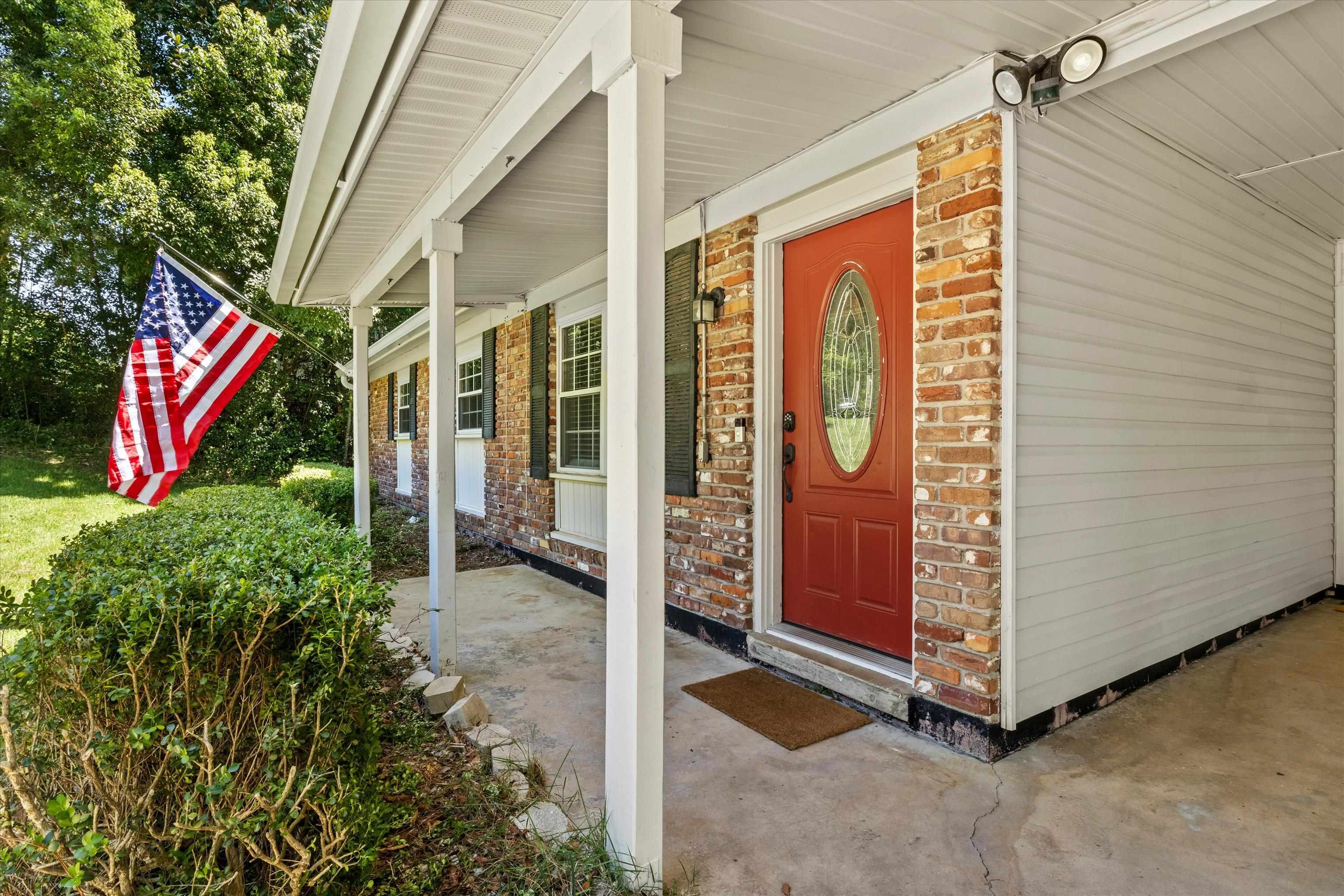 2301 Spoonwood Drive