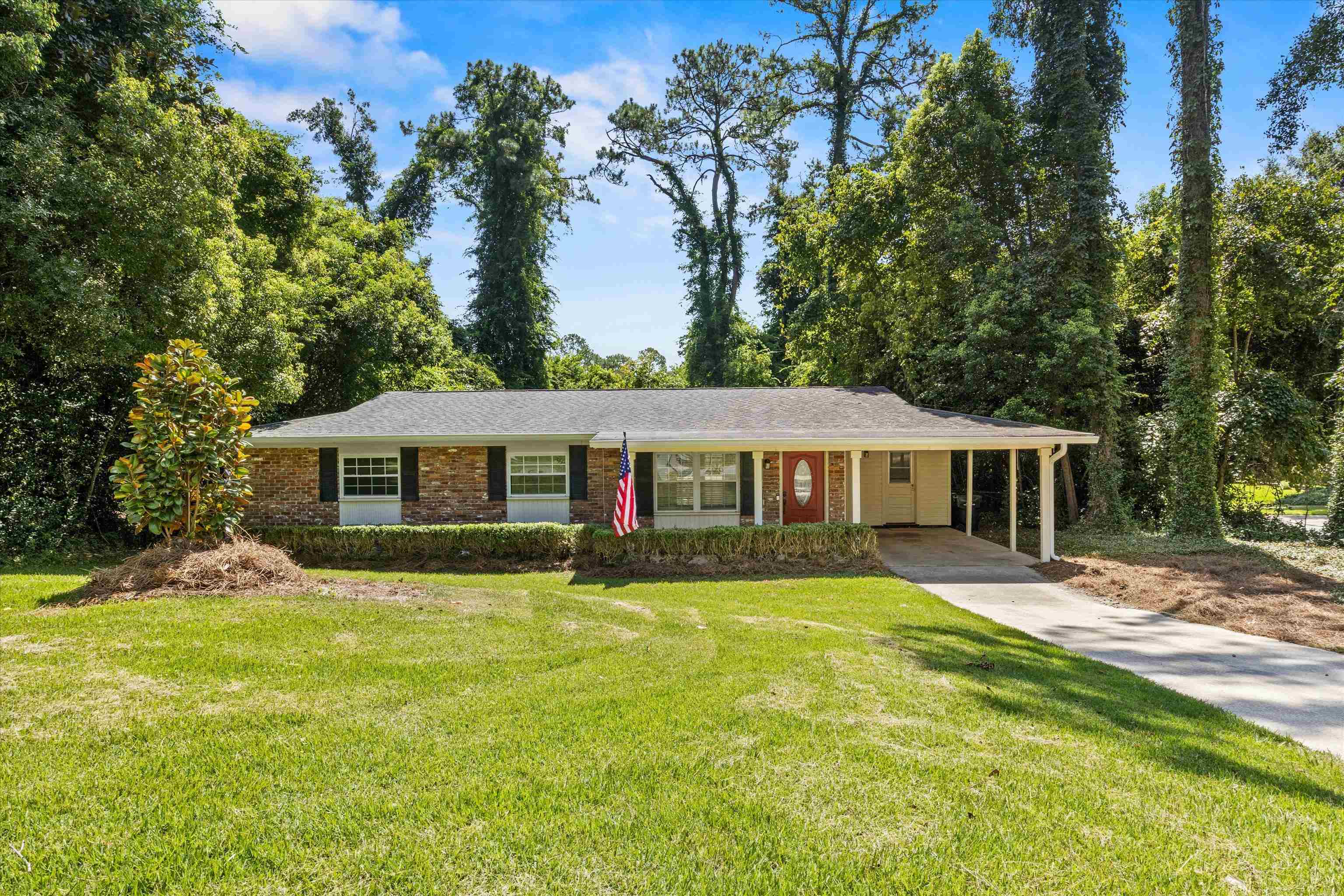 2301 Spoonwood Drive