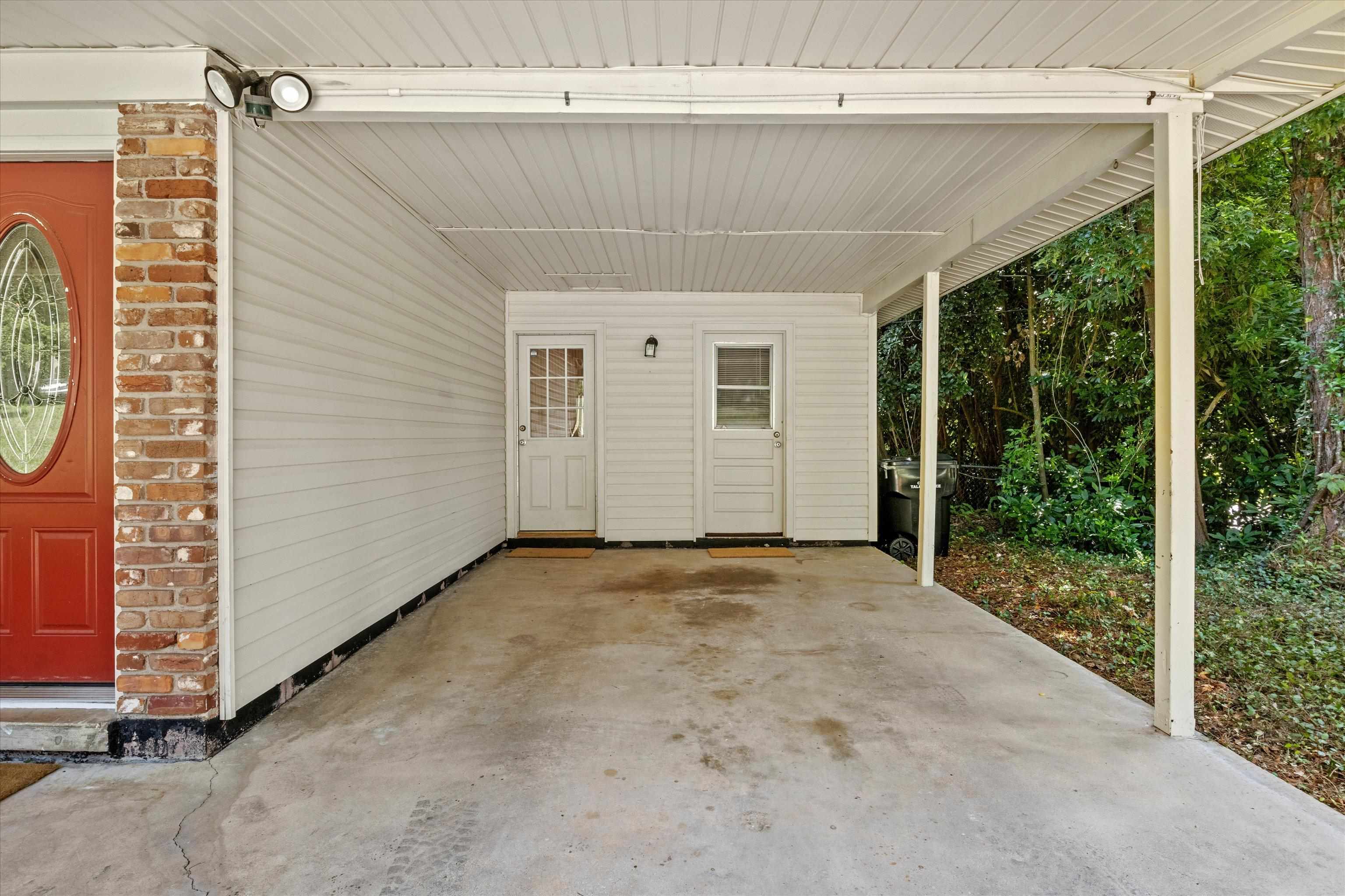 2301 Spoonwood Drive