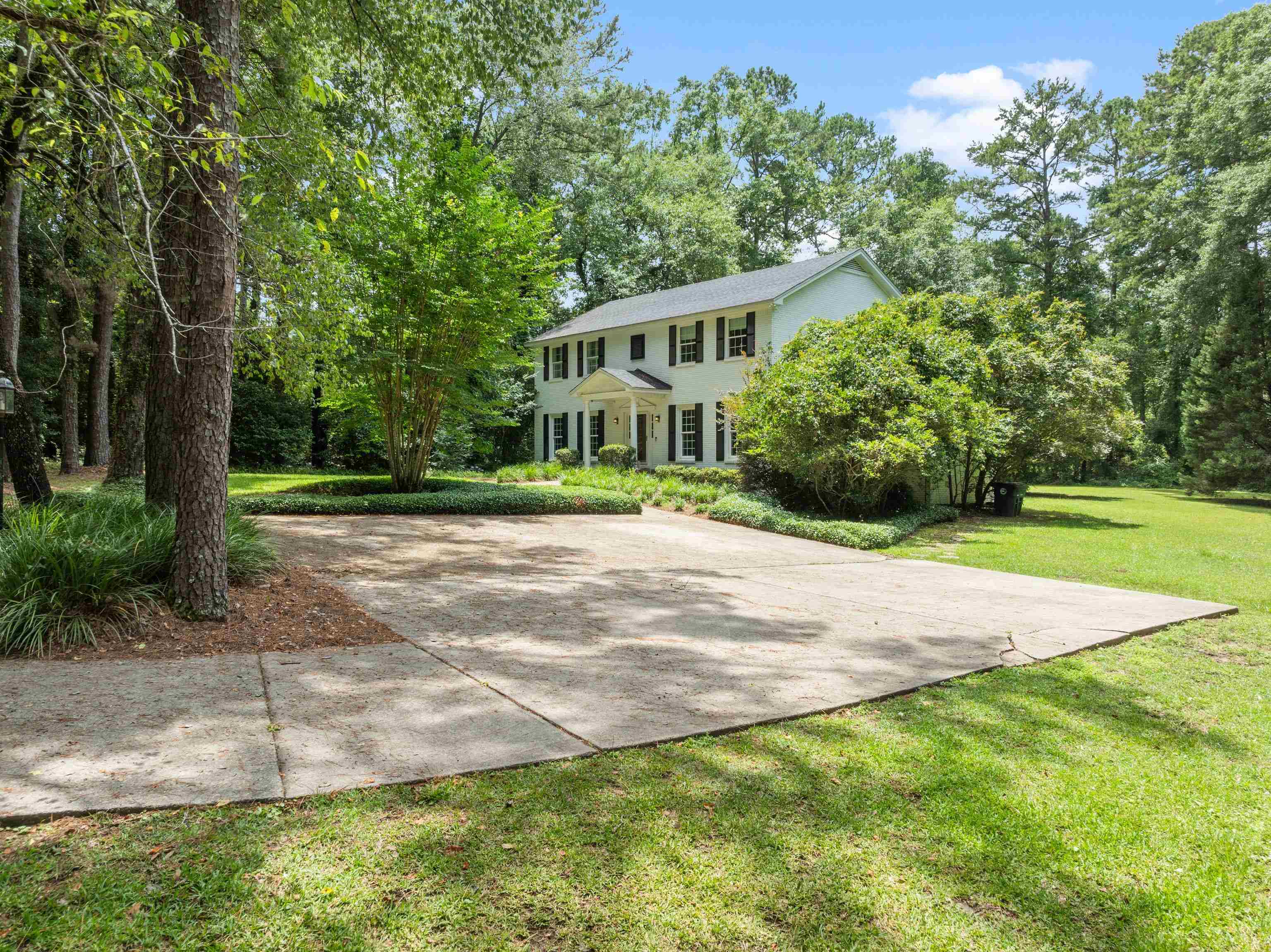 2560 Pine Ridge Road