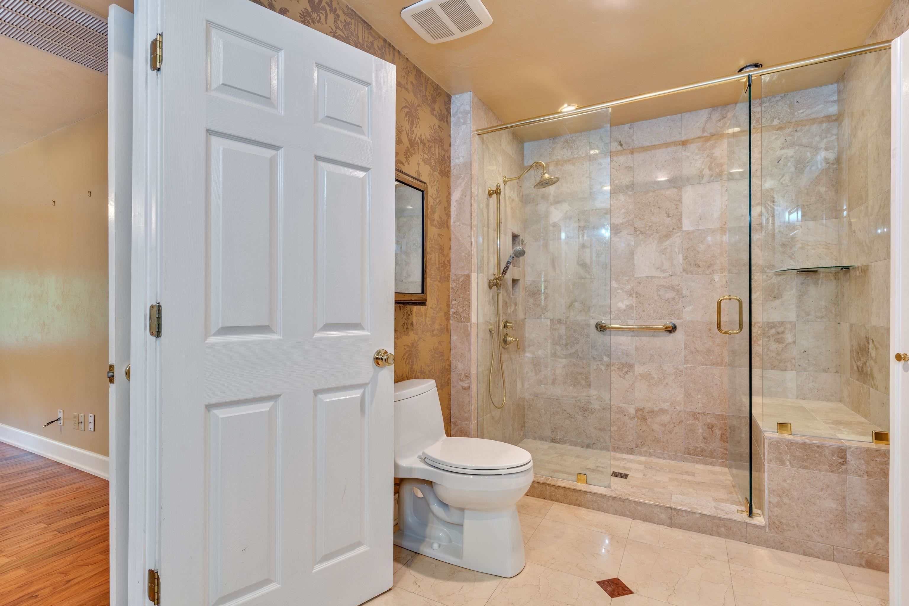 2560 Pine Ridge Road