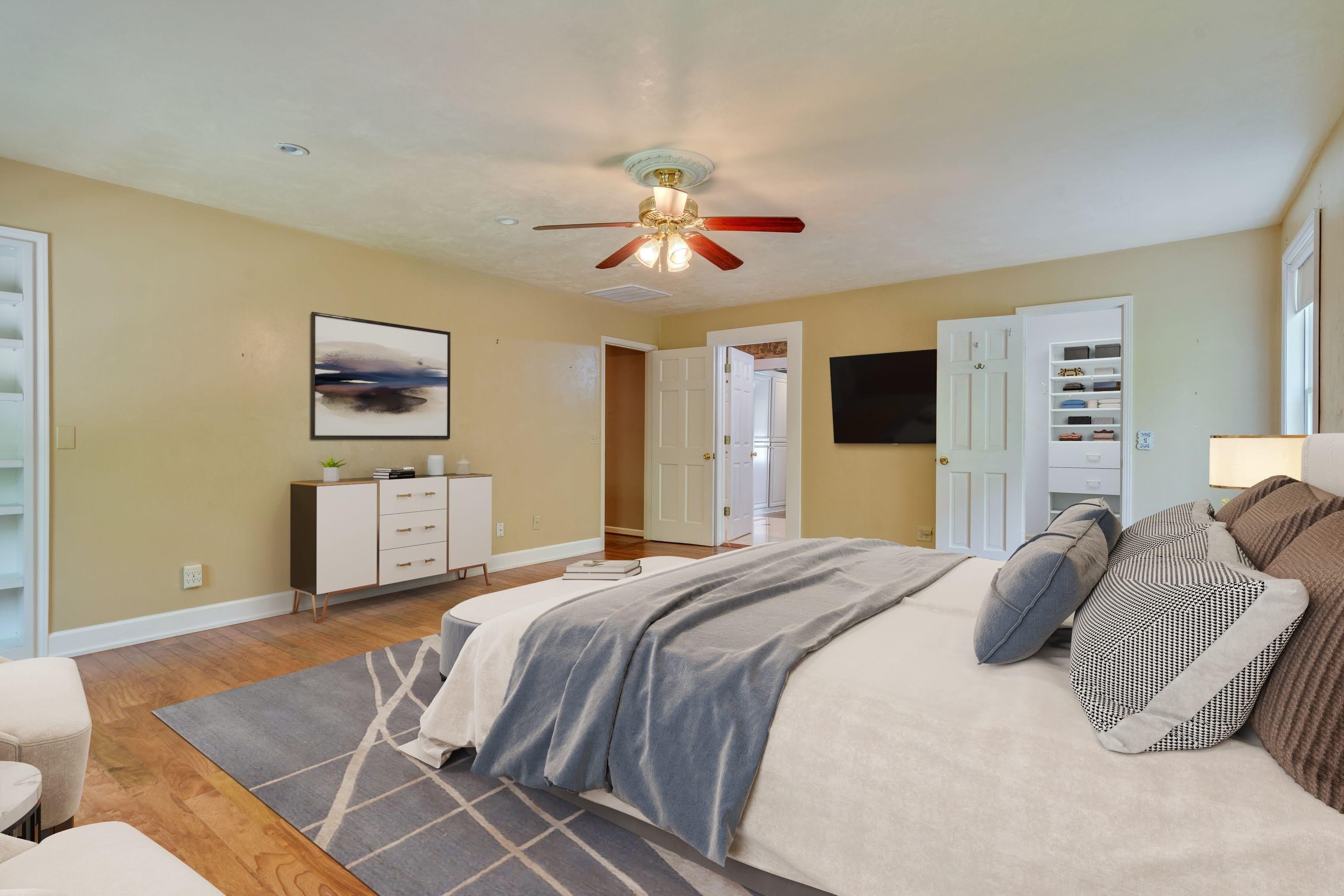 2560 Pine Ridge Road