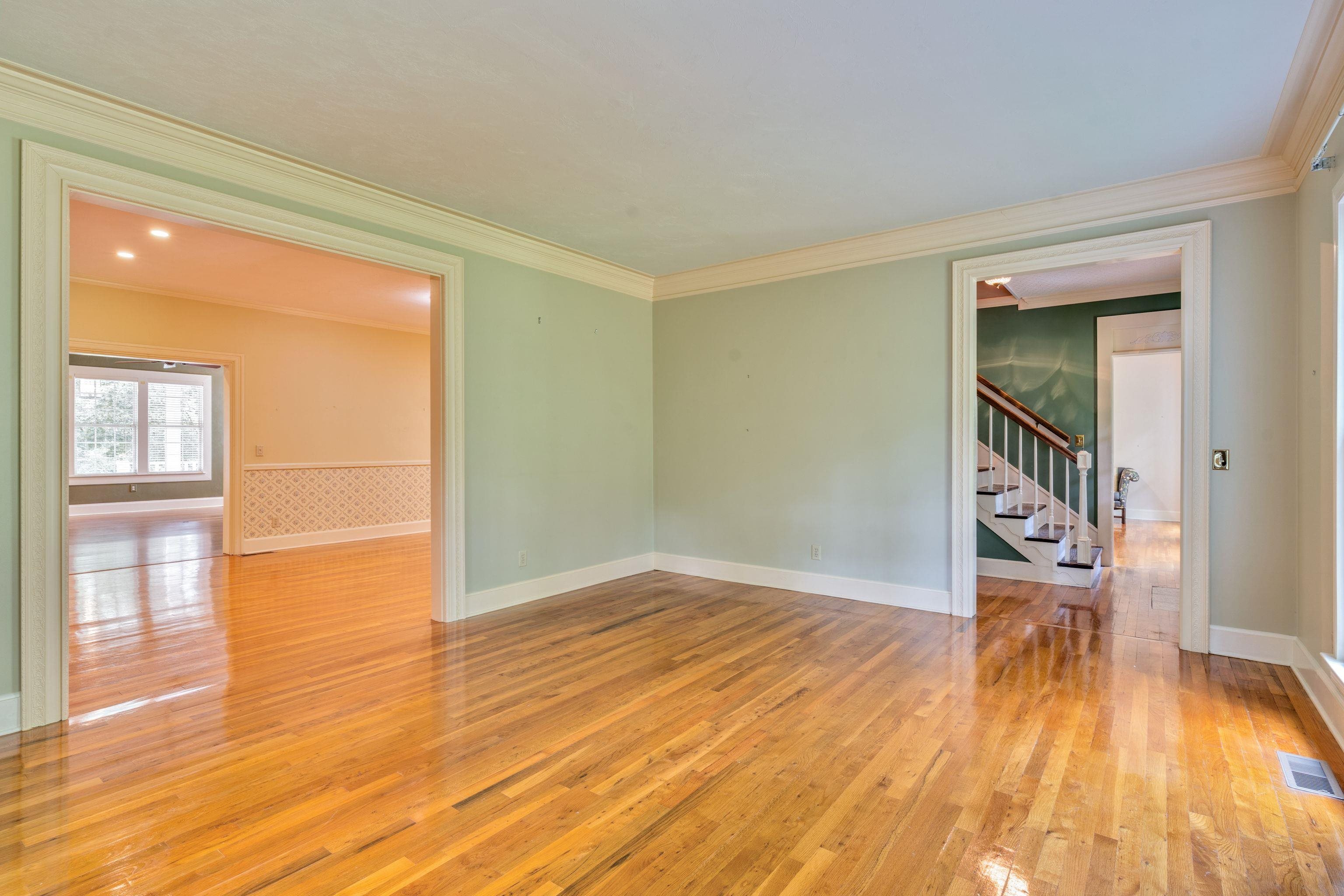 2560 Pine Ridge Road