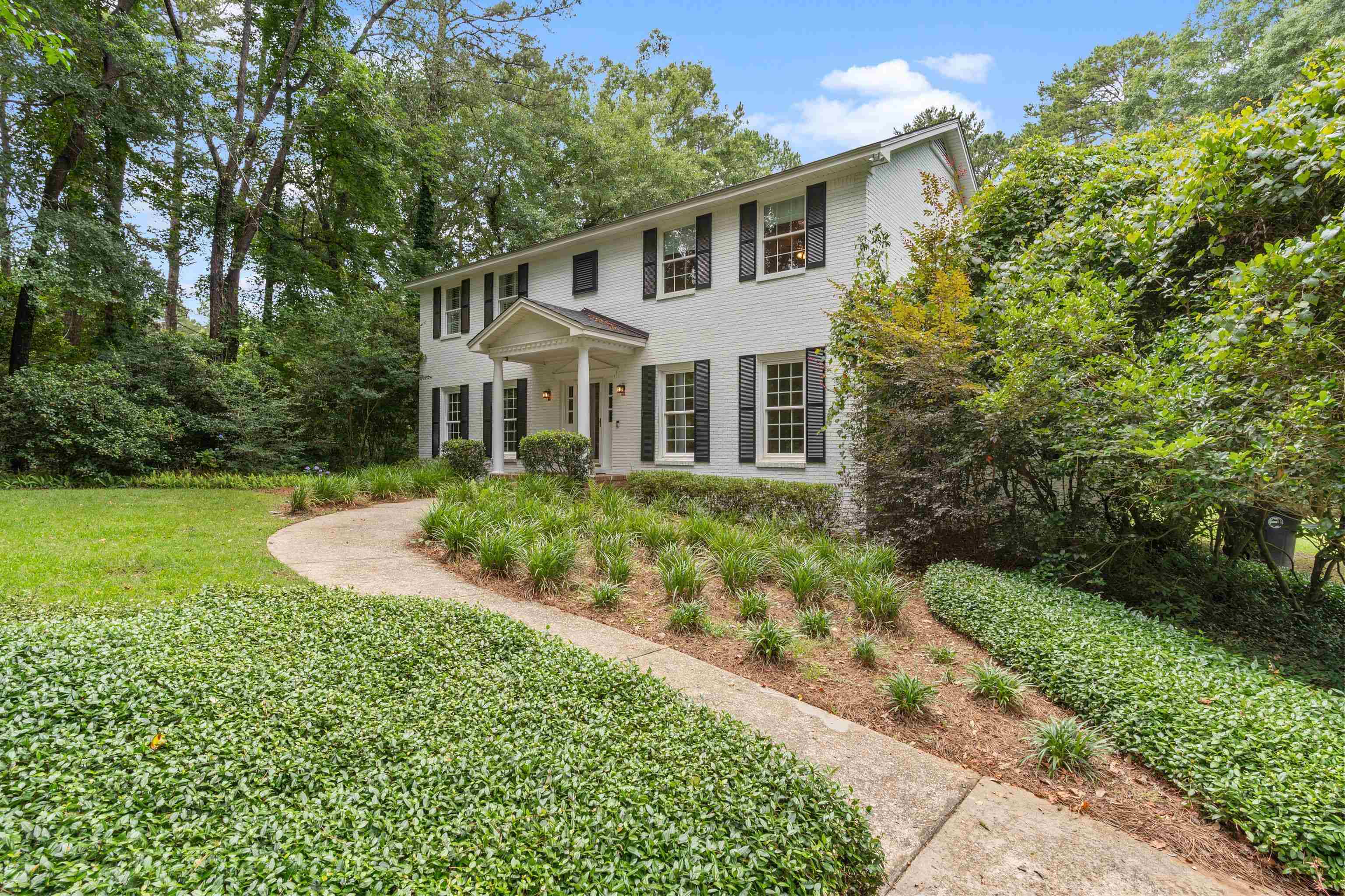 2560 Pine Ridge Road