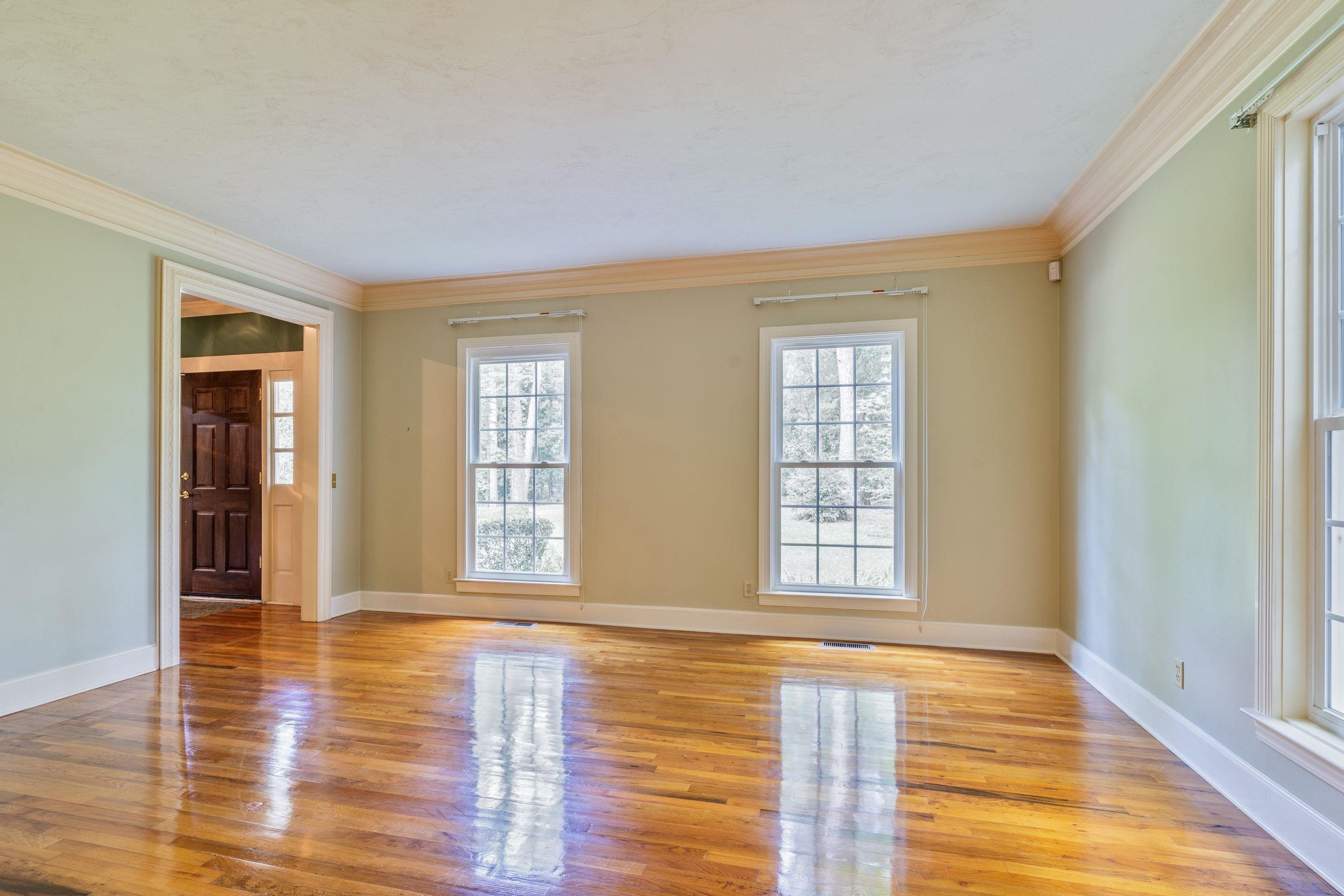 2560 Pine Ridge Road