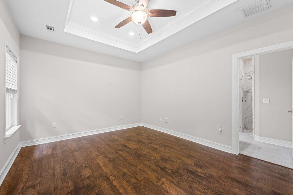 3493 Cedarwood Trail